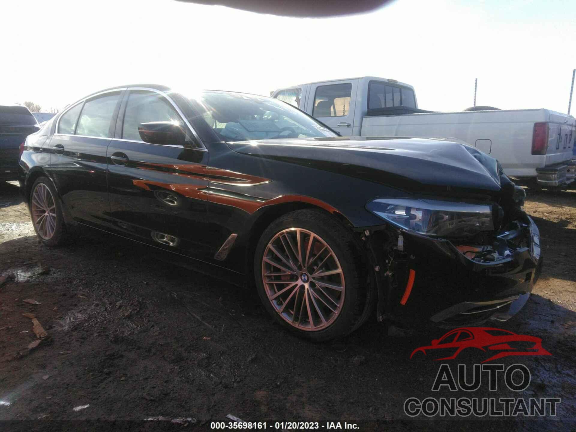 BMW 5 SERIES 2019 - WBAJA5C50KWA57854