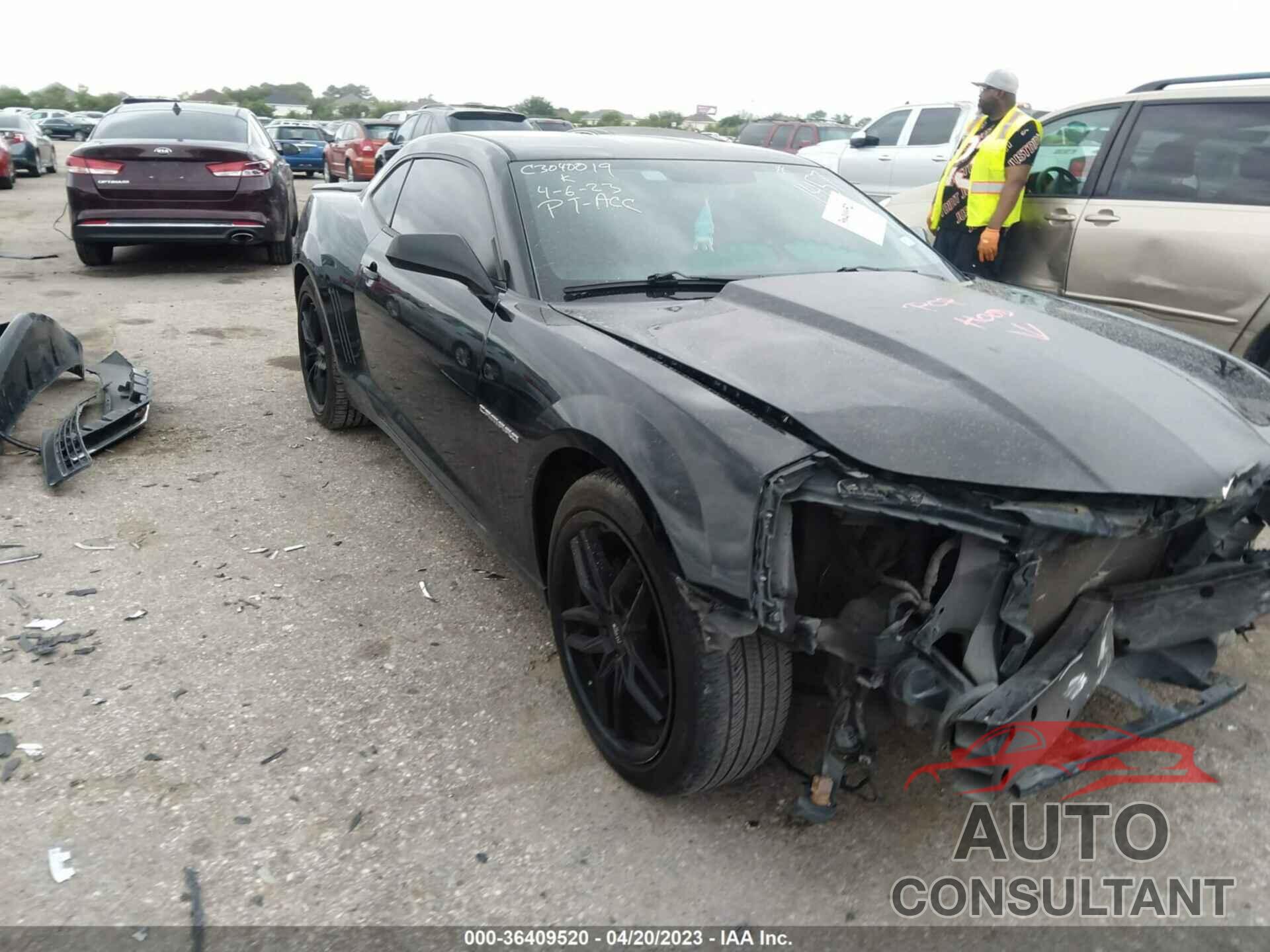 CHEVROLET CAMARO 2015 - 2G1FD1E35F9301457