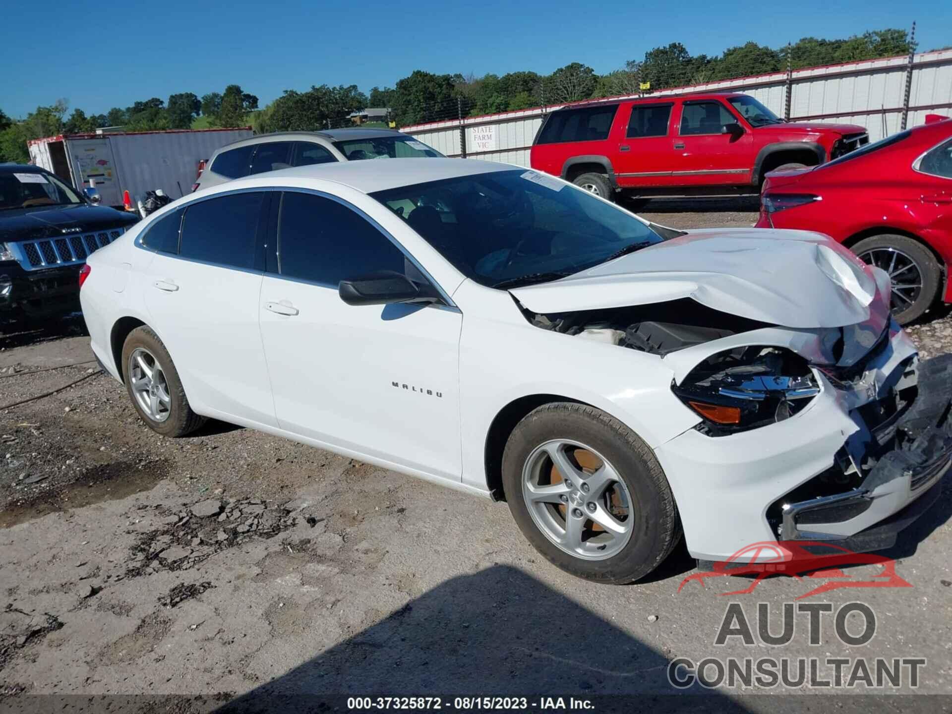 CHEVROLET MALIBU 2018 - 1G1ZB5ST1JF268178