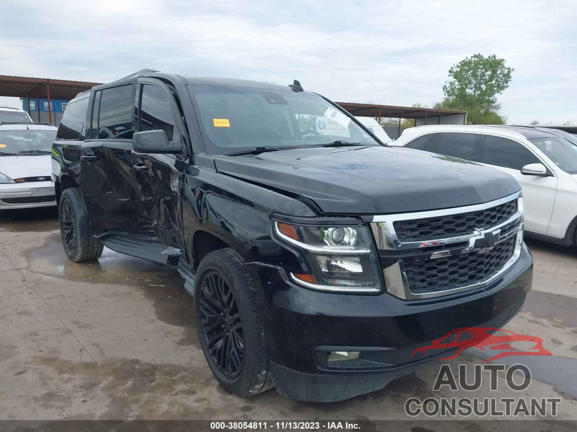 CHEVROLET SUBURBAN 2019 - 1GNSKHKCXKR185575