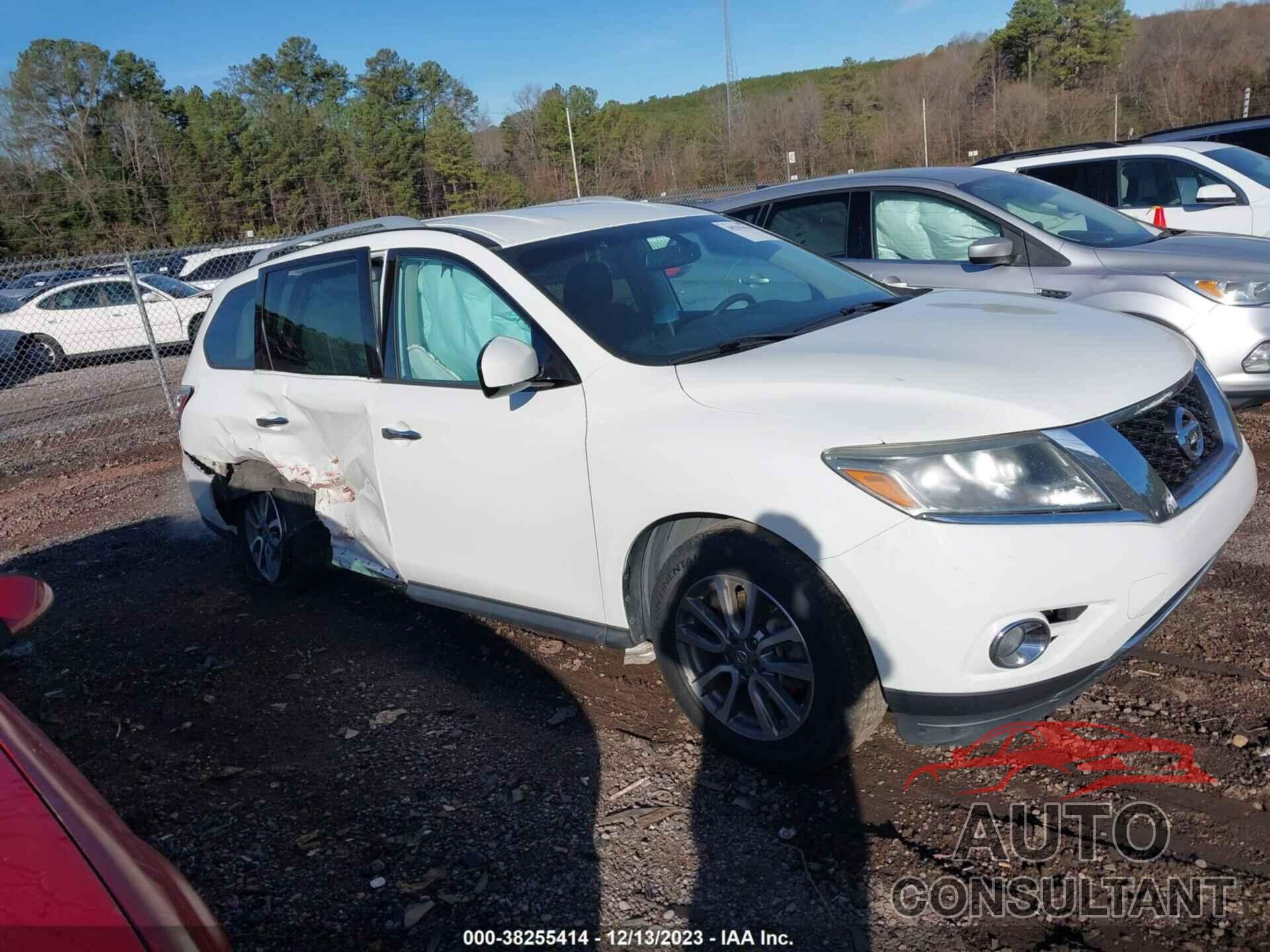 NISSAN PATHFINDER 2016 - 5N1AR2MN2GC617397