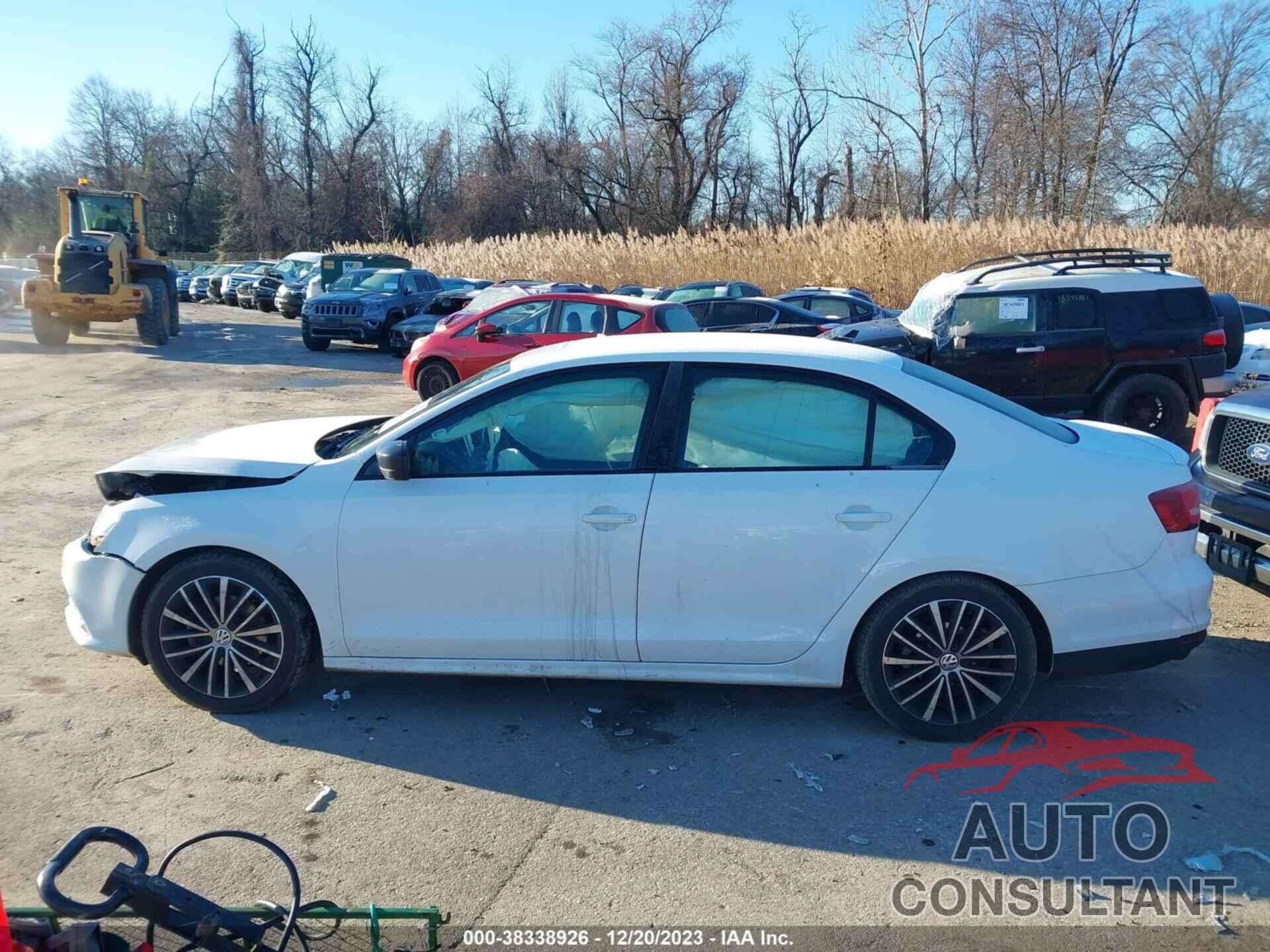 VOLKSWAGEN JETTA 2016 - 3VWD17AJ7GM253142