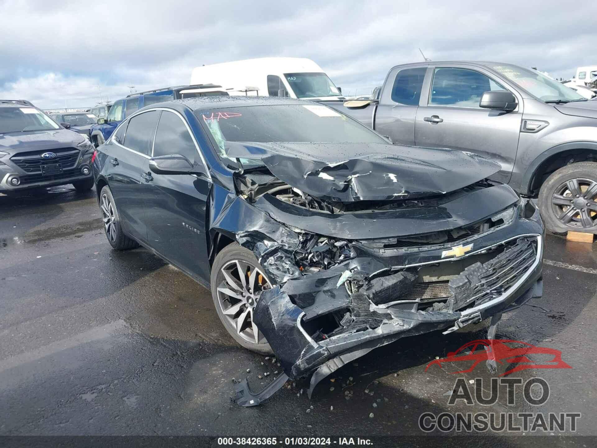 CHEVROLET MALIBU 2017 - 1G1ZE5ST9HF188189