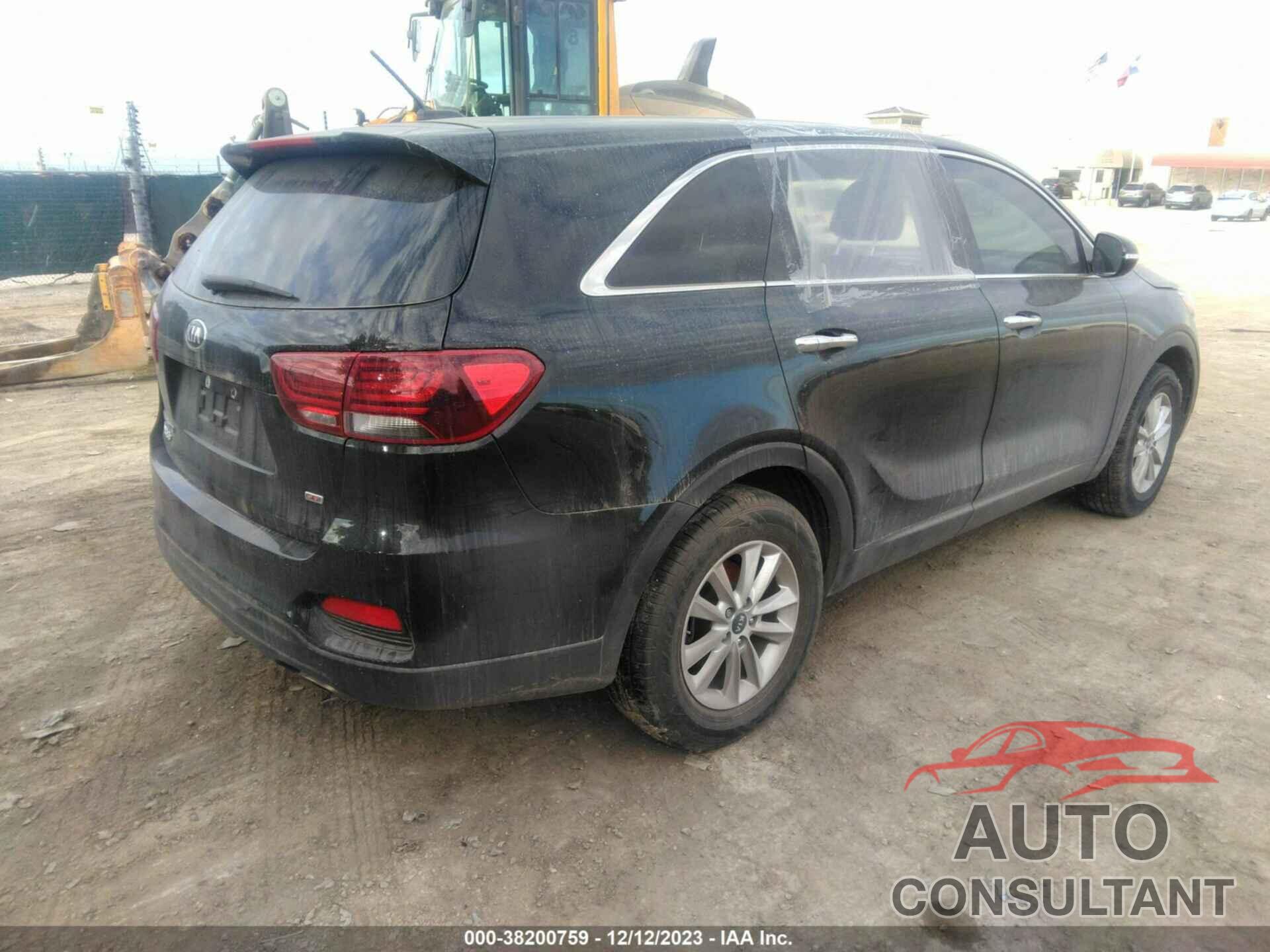 KIA SORENTO 2019 - 5XYPG4A34KG569134