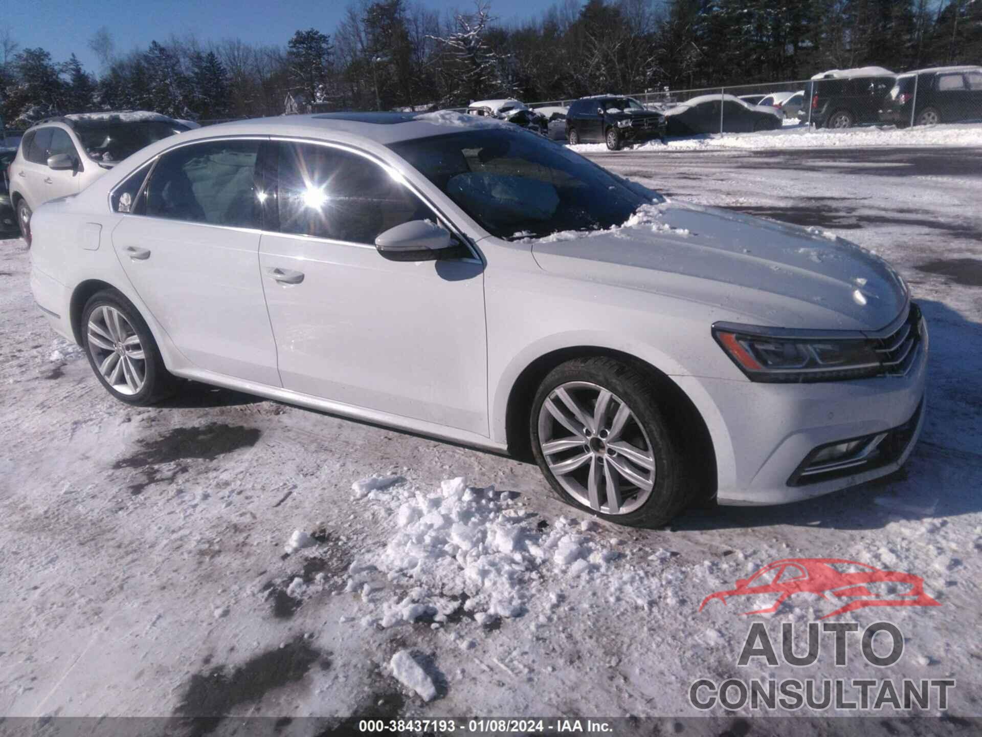 VOLKSWAGEN PASSAT 2018 - 1VWBA7A32JC023686
