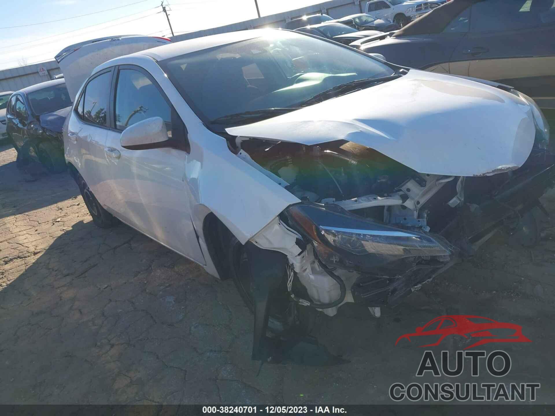 TOYOTA COROLLA 2018 - 2T1BURHE8JC975998