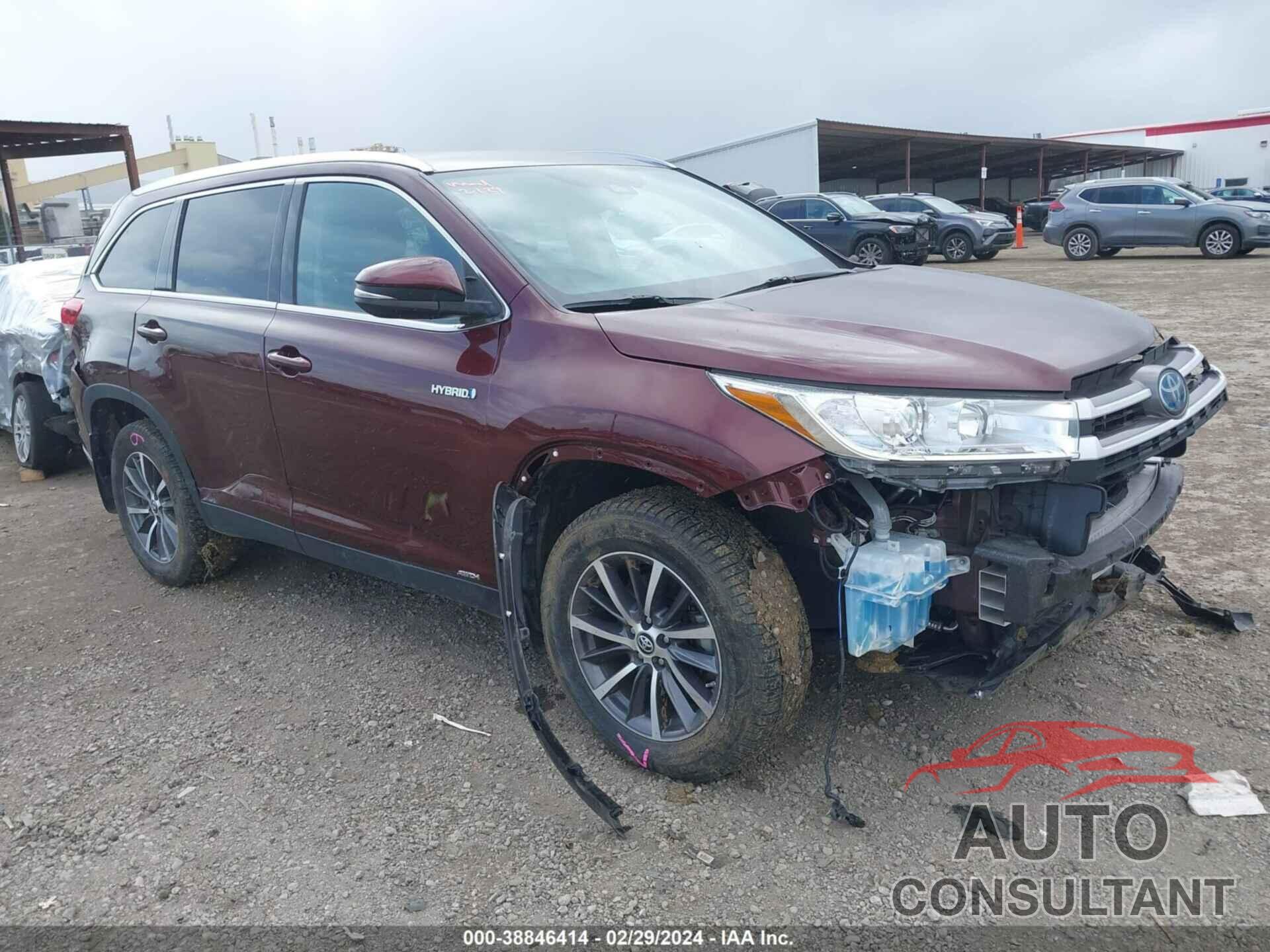 TOYOTA HIGHLANDER HYBRID 2019 - 5TDJGRFH8KS058374