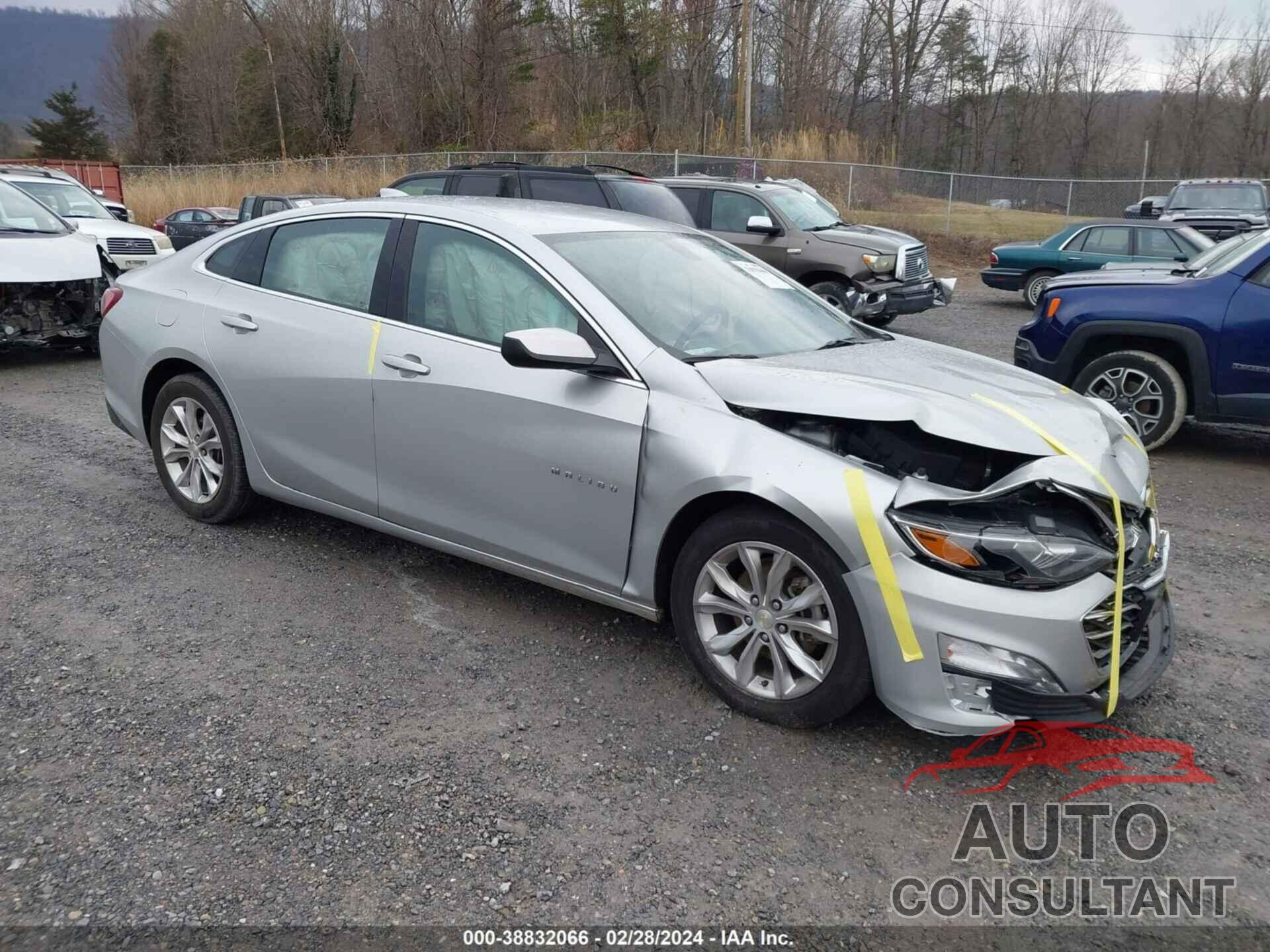 CHEVROLET MALIBU 2021 - 1G1ZD5ST8MF027930