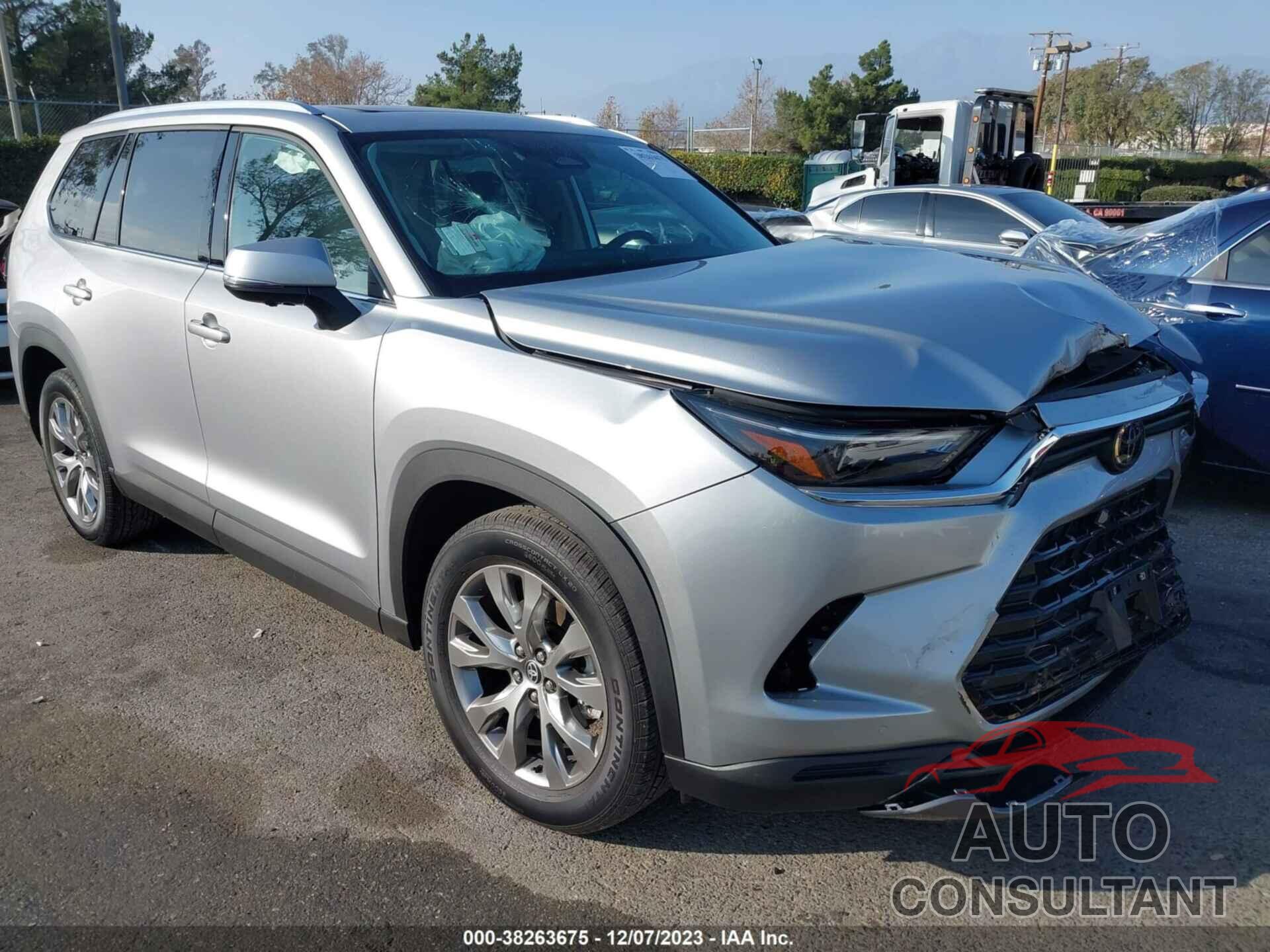 TOYOTA GRAND HIGHLANDER 2024 - 5TDAAAB54RS017331