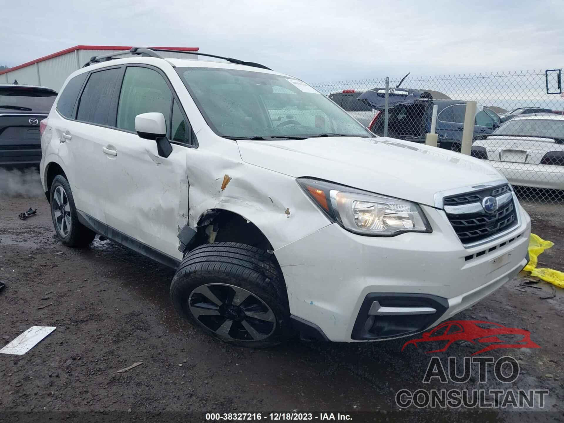 SUBARU FORESTER 2018 - JF2SJAGC8JH502125