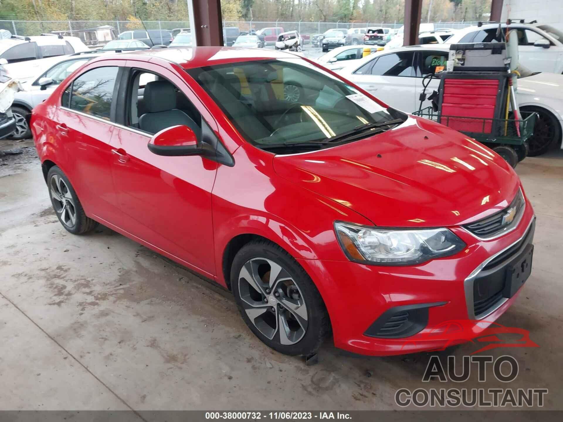 CHEVROLET SONIC 2017 - 1G1JF5SB7H4130014