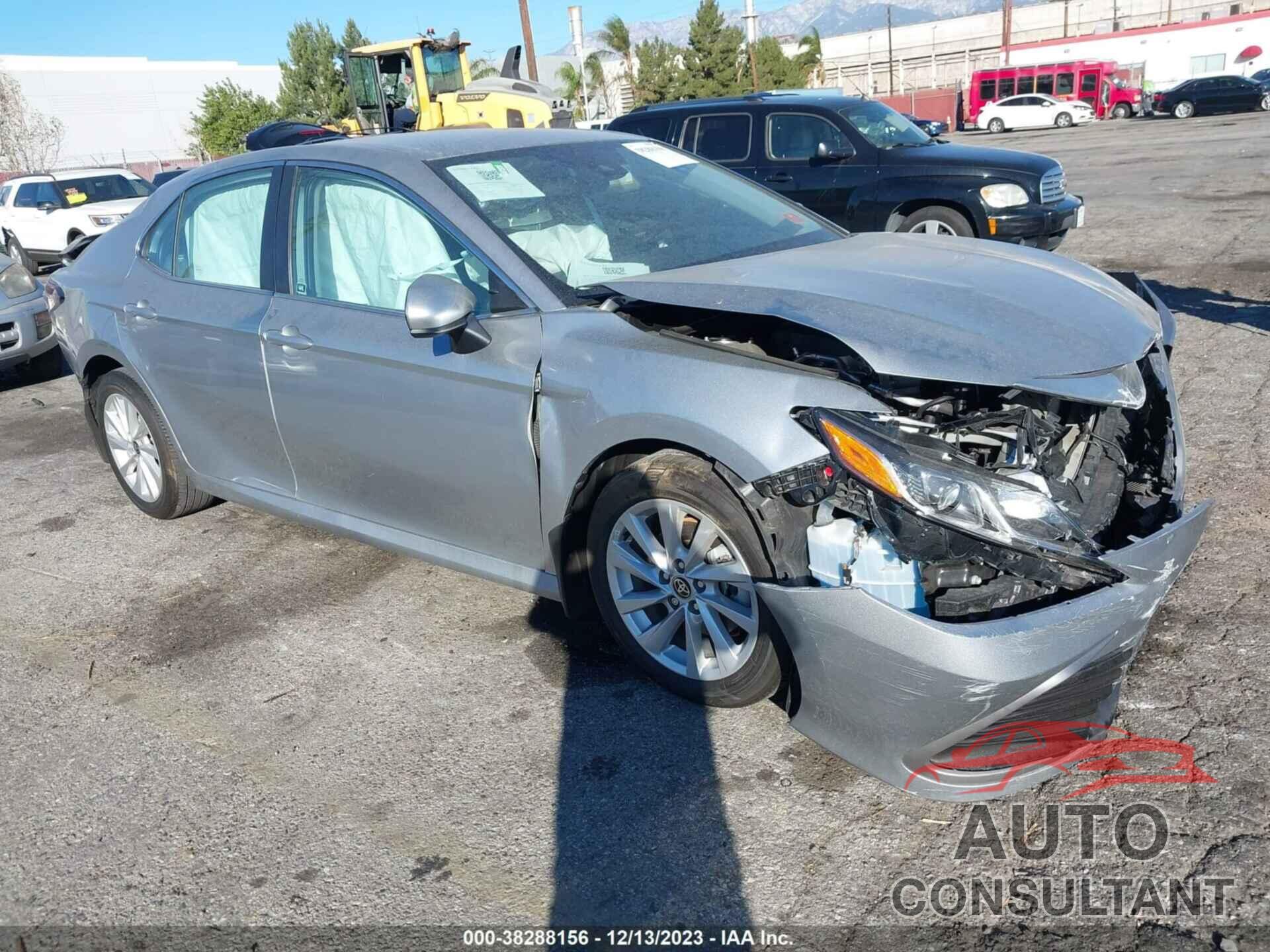 TOYOTA CAMRY 2022 - 4T1C11AKXNU651504