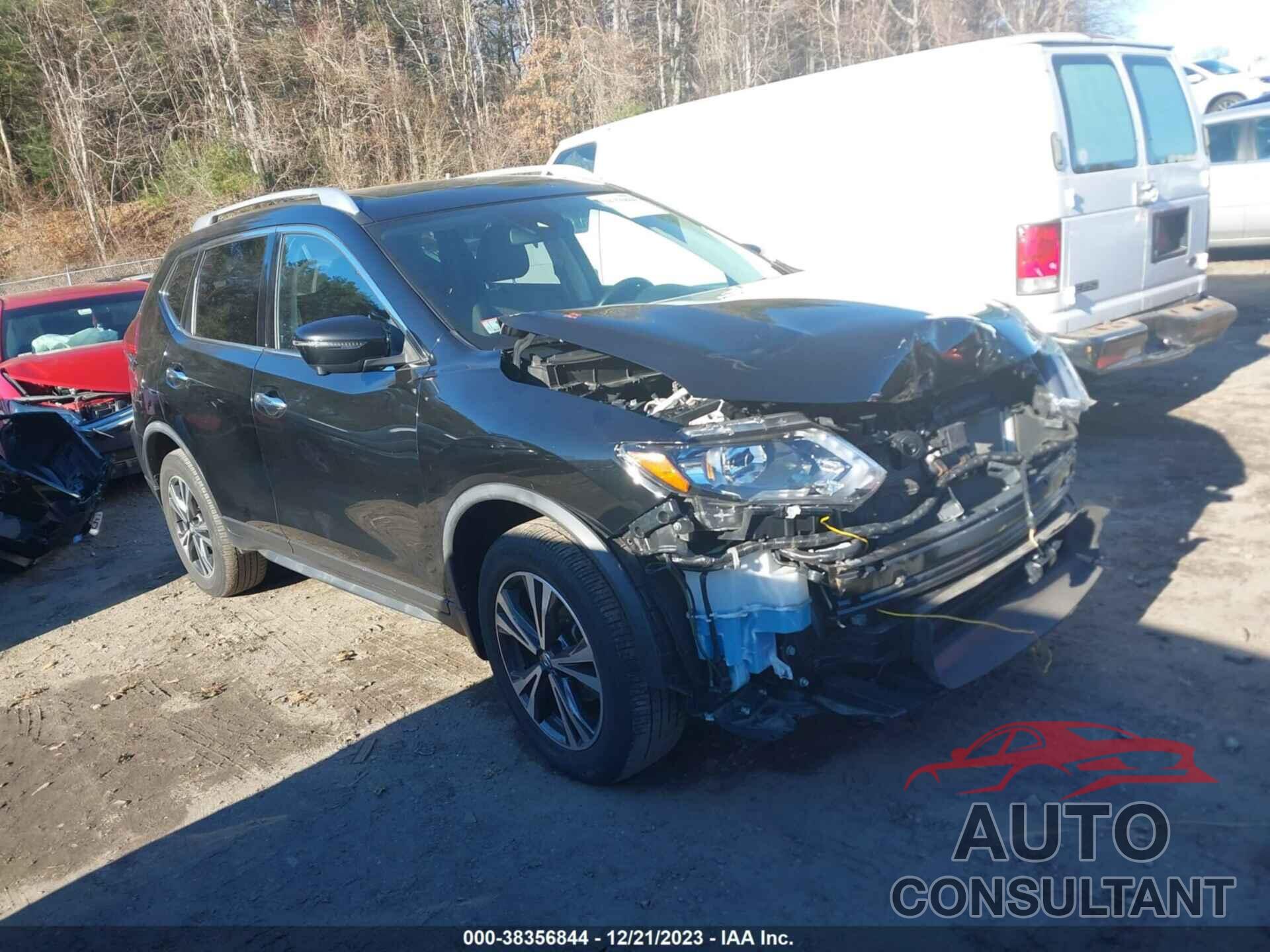 NISSAN ROGUE 2019 - JN8AT2MV8KW401961