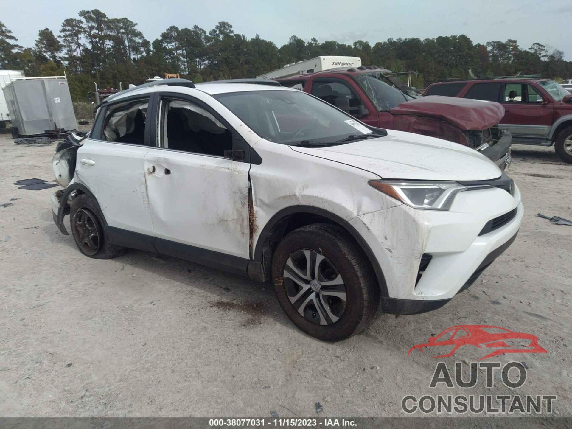 TOYOTA RAV4 2017 - JTMZFREV5HJ112992