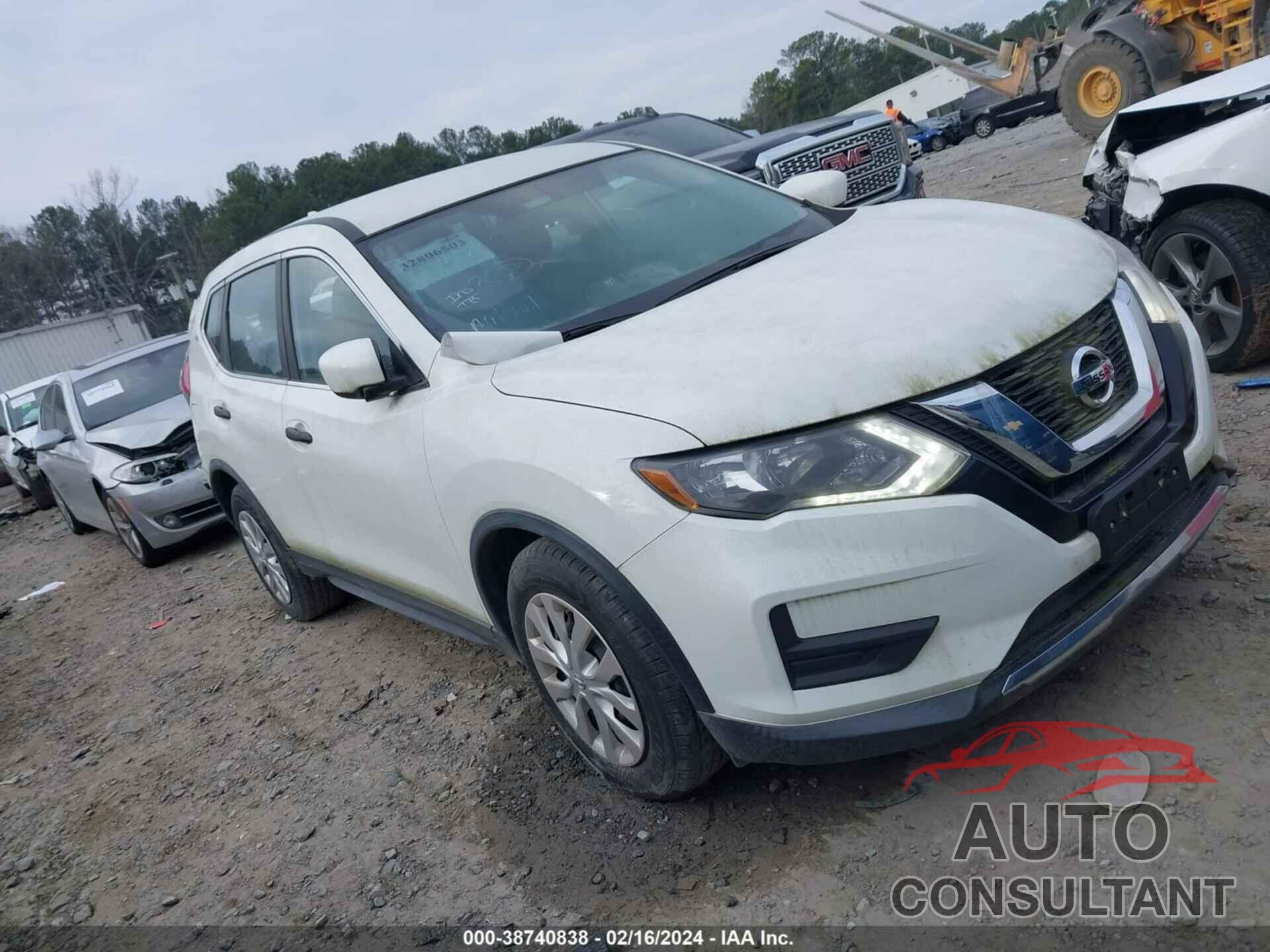 NISSAN ROGUE 2017 - KNMAT2MT3HP544426