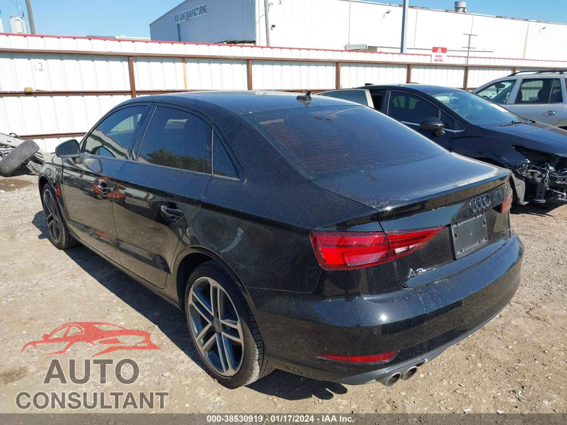 AUDI A3 2020 - WAUCUGFF2LA024270