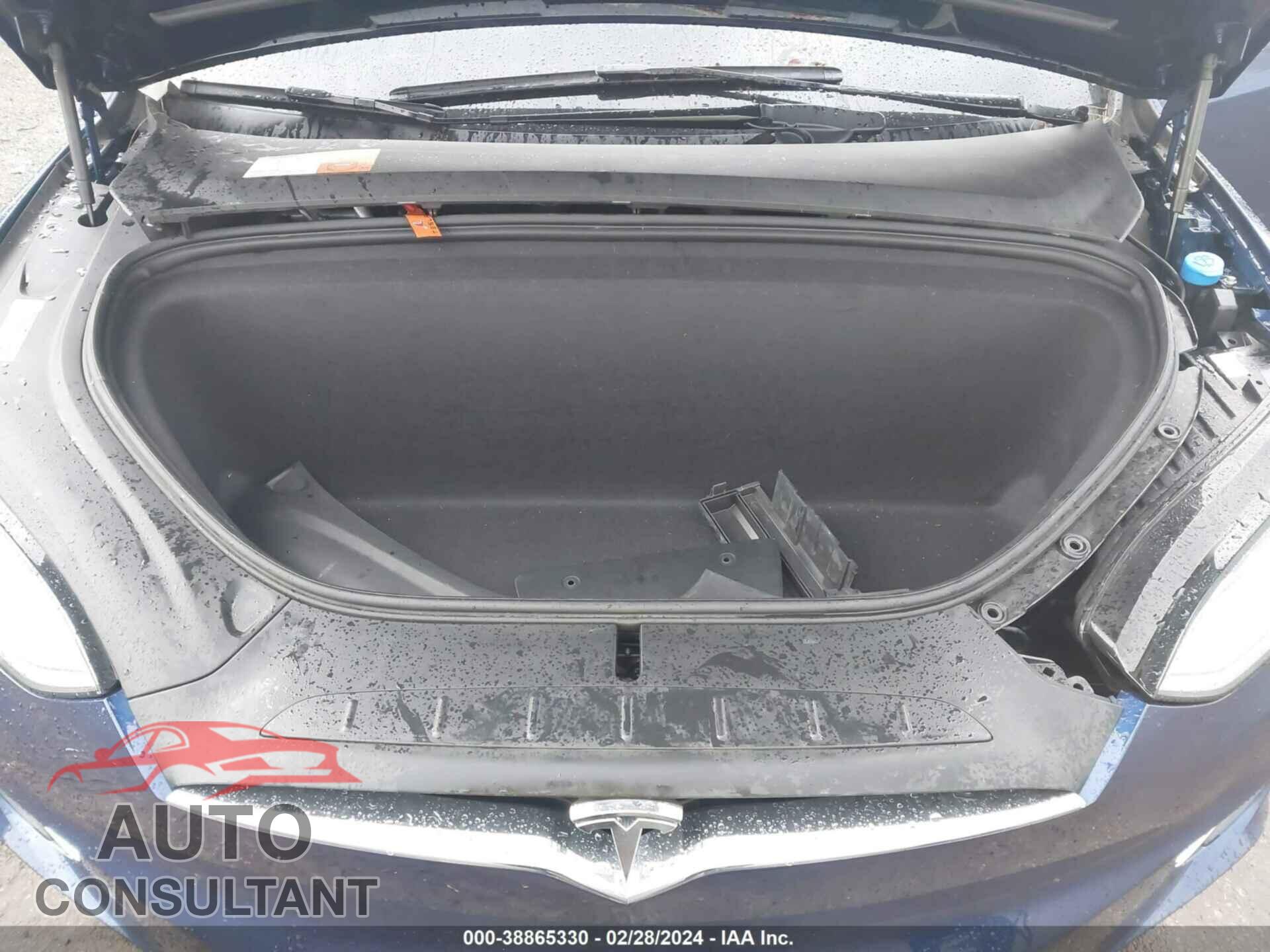 TESLA MODEL X 2017 - 5YJXCBE21HF065612
