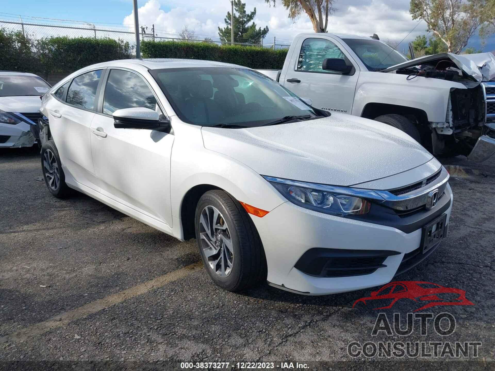 HONDA CIVIC 2018 - 2HGFC2F73JH526879