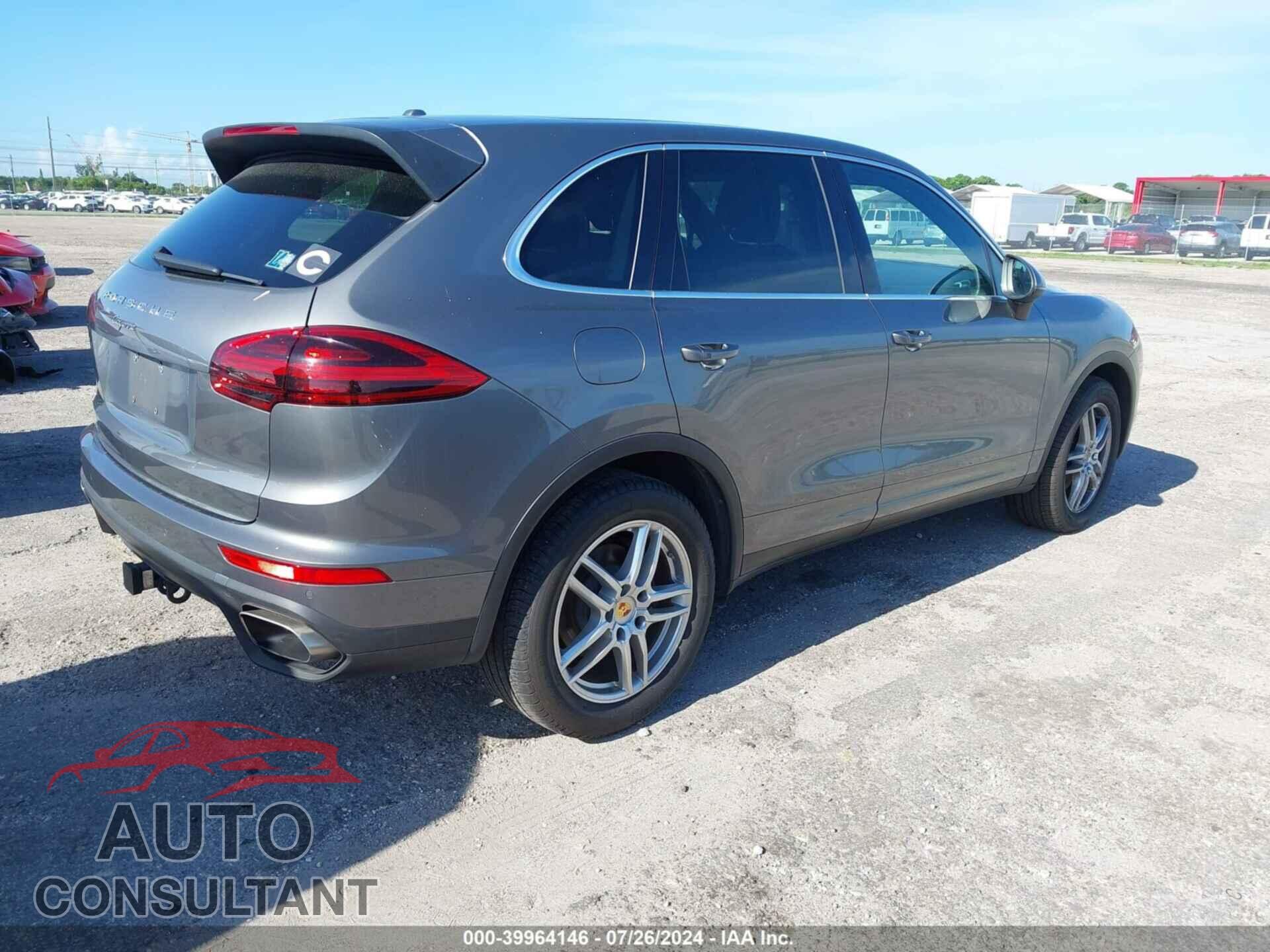 PORSCHE CAYENNE 2016 - WP1AA2A27GLA10643