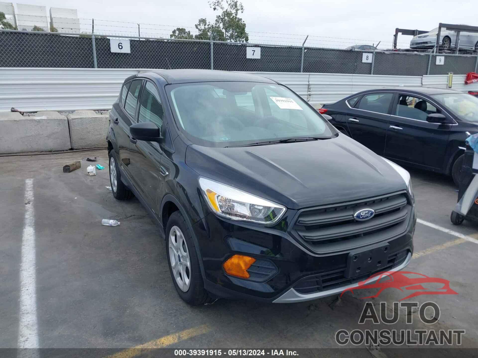 FORD ESCAPE 2017 - 1FMCU0F79HUE96714