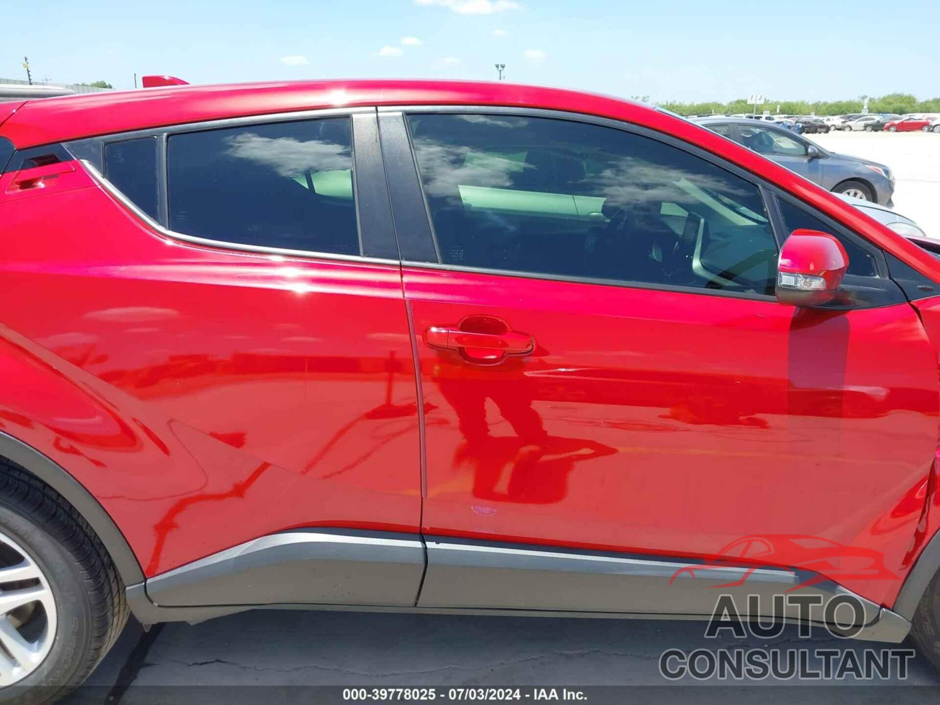 TOYOTA C-HR 2020 - JTNKHMBX5L1070705