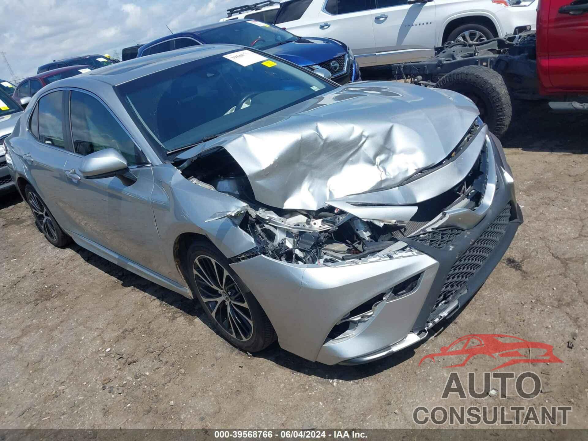 TOYOTA CAMRY 2018 - JTNB11HK3J3025701