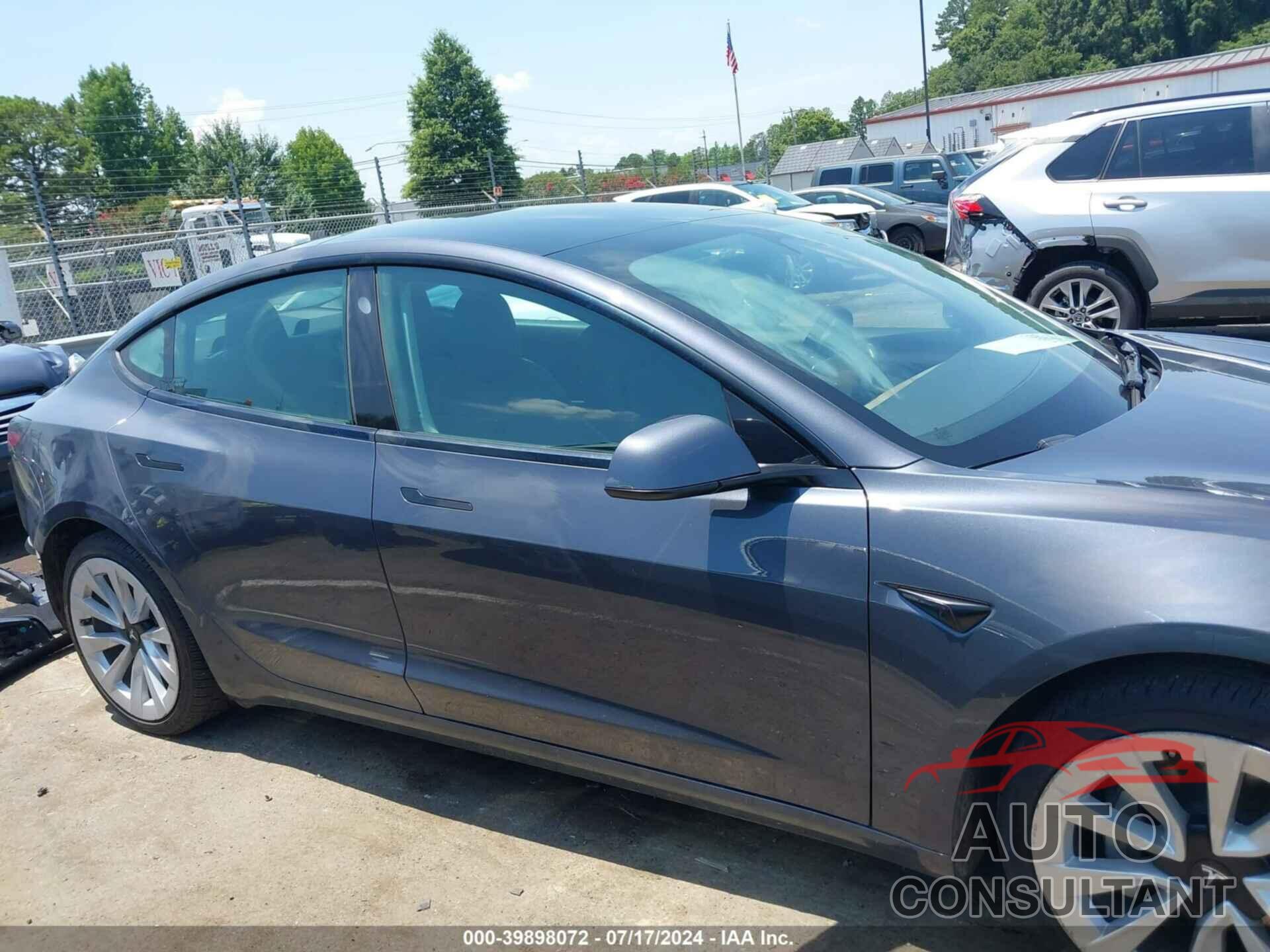 TESLA MODEL 3 2022 - 5YJ3E1EA6NF189588