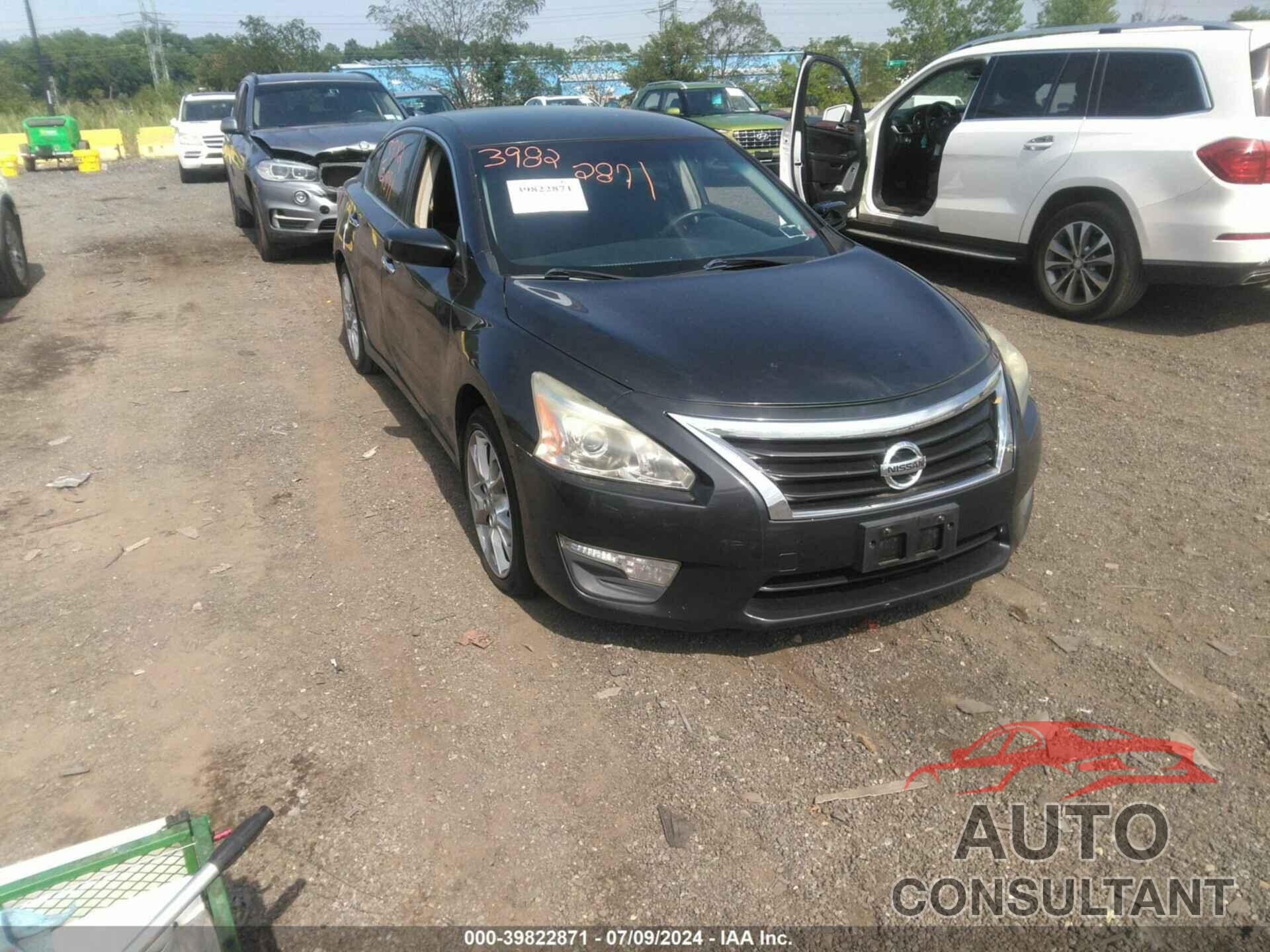 NISSAN ALTIMA 2013 - 1N4AL3AP7DC242643