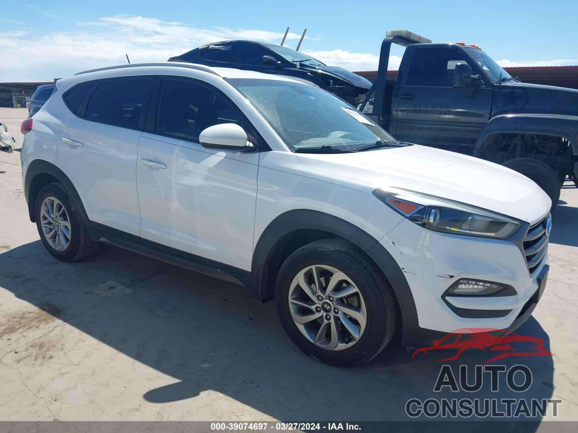 HYUNDAI TUCSON 2016 - KM8J33A45GU041253