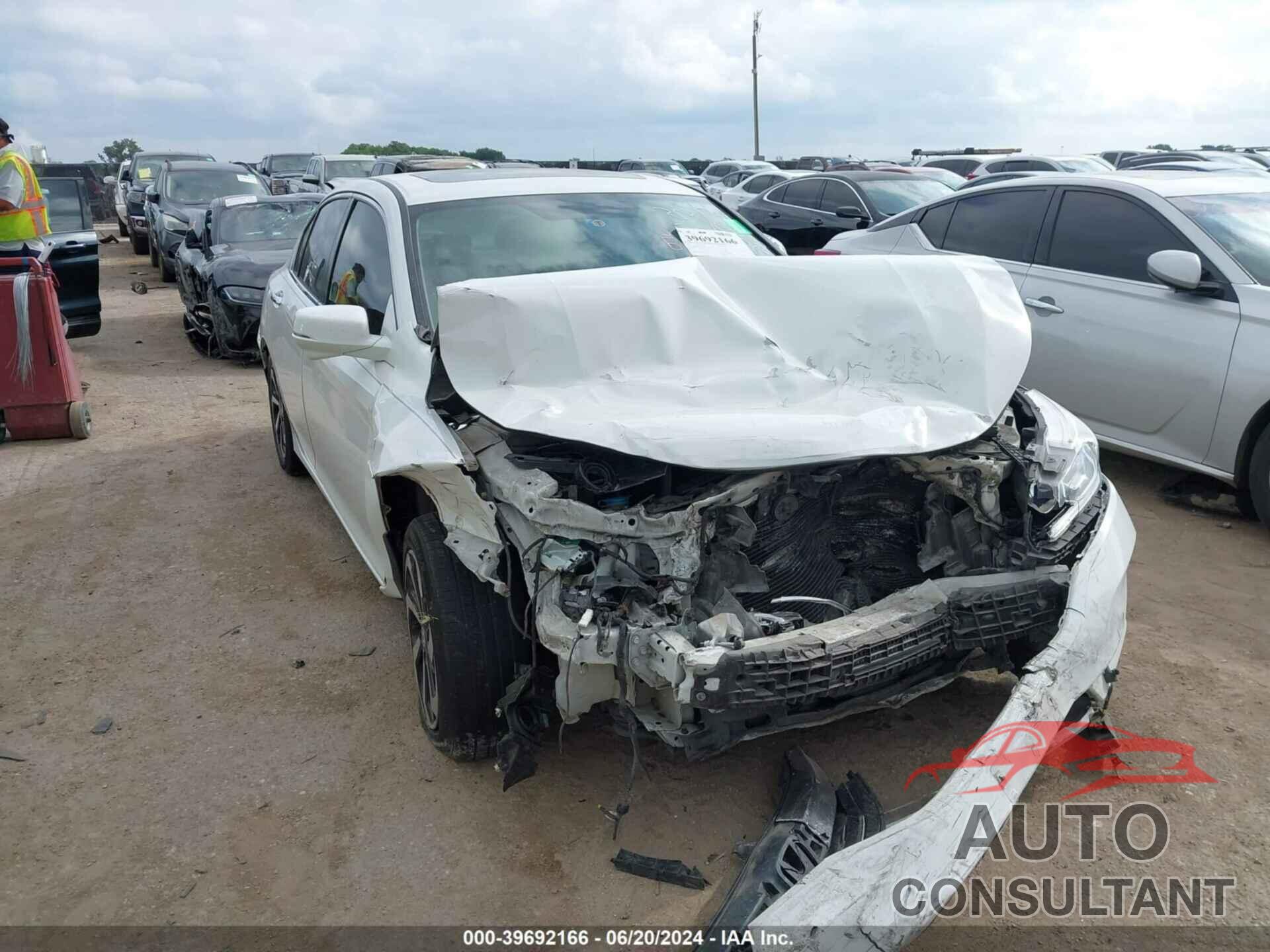 HONDA ACCORD 2017 - 1HGCR2F71HA130363