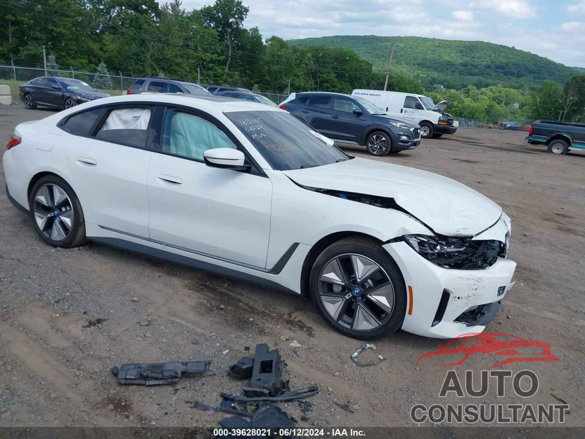 BMW I4 2023 - WBY43AW03PFP66557