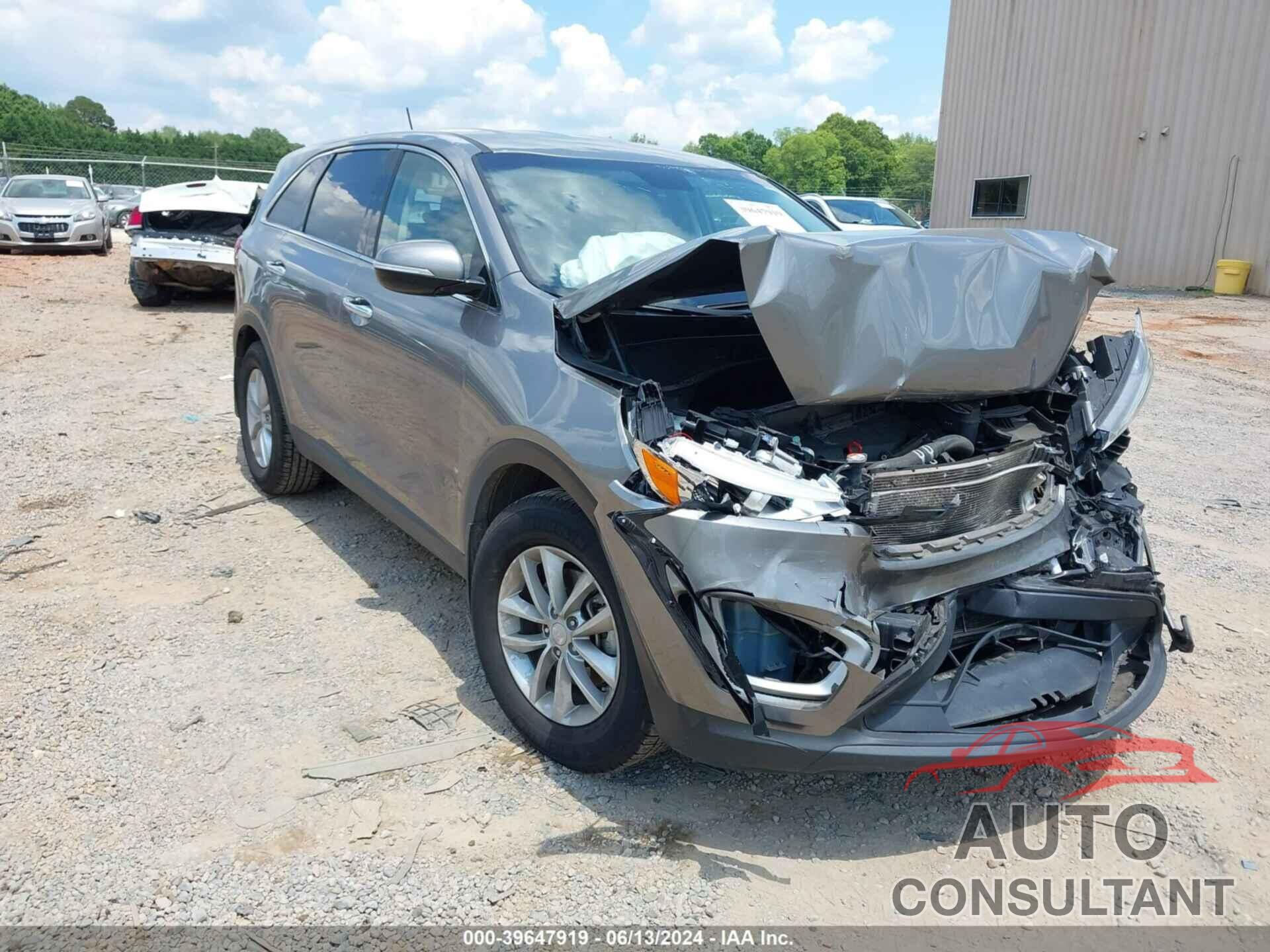 KIA SORENTO 2018 - 5XYPG4A30JG425630