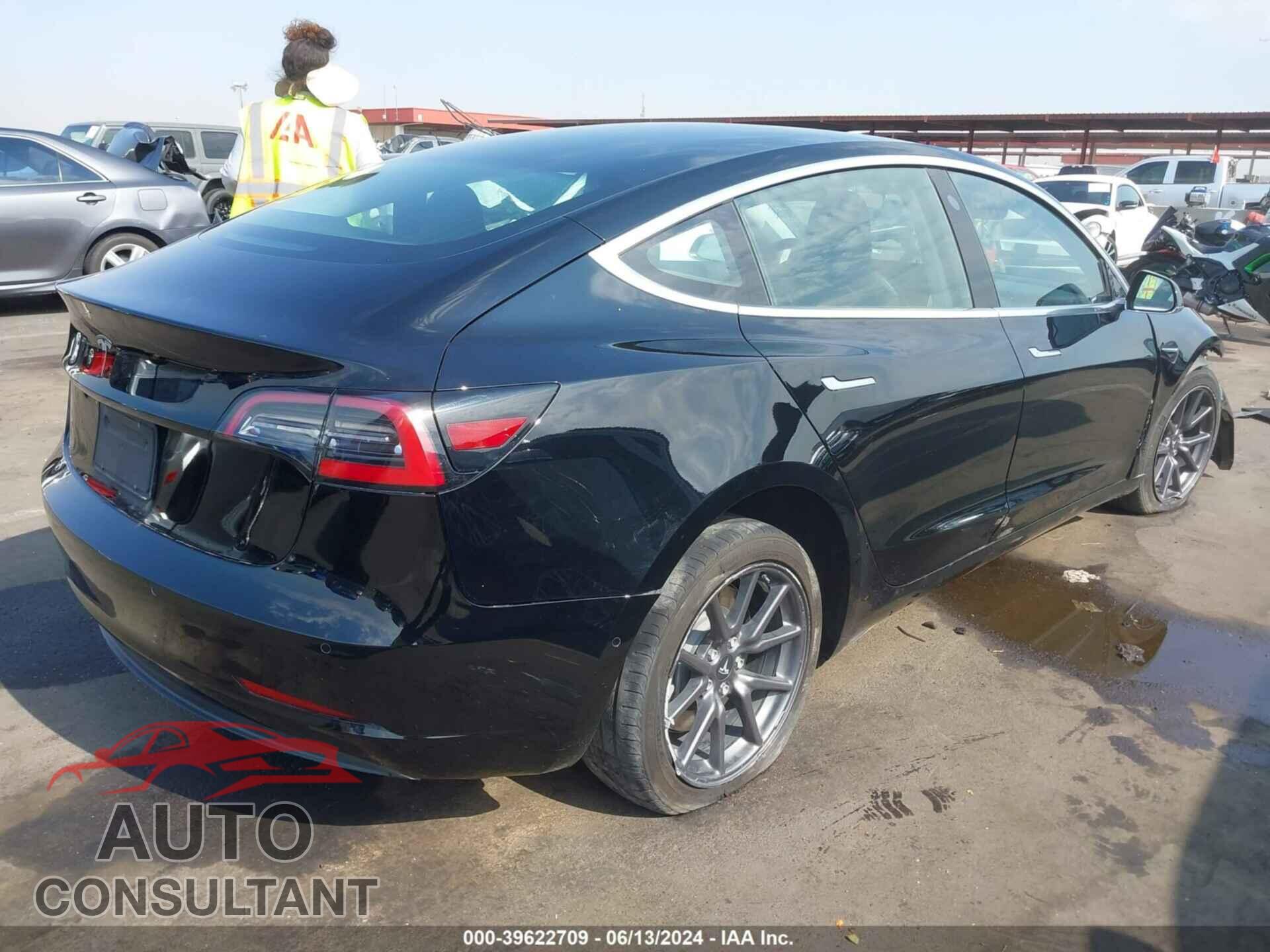TESLA MODEL 3 2019 - 5YJ3E1EA1KF422501