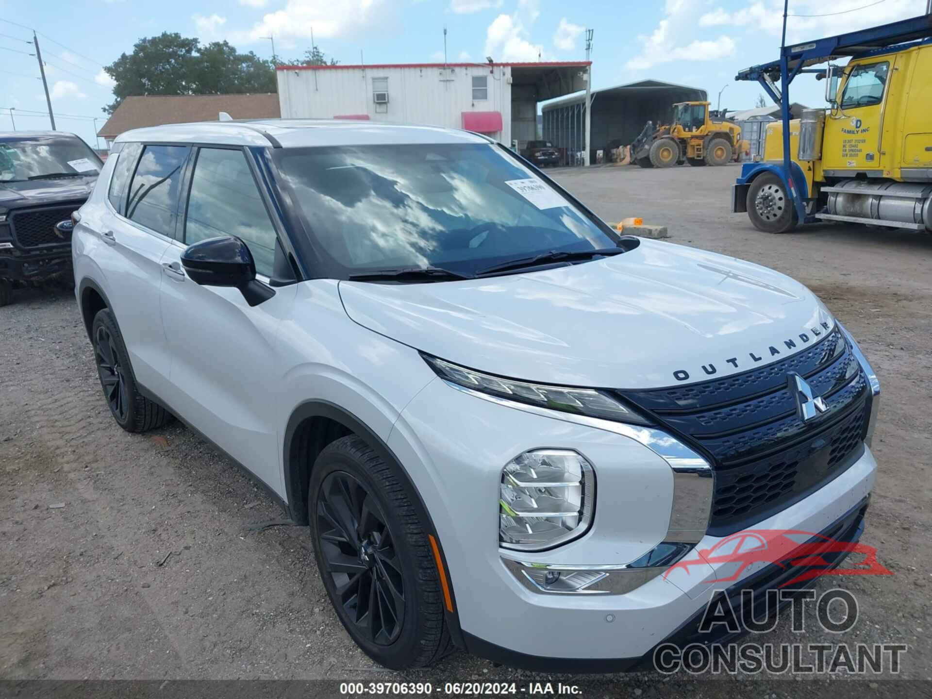 MITSUBISHI OUTLANDER 2024 - JA4J3VA87RZ050605