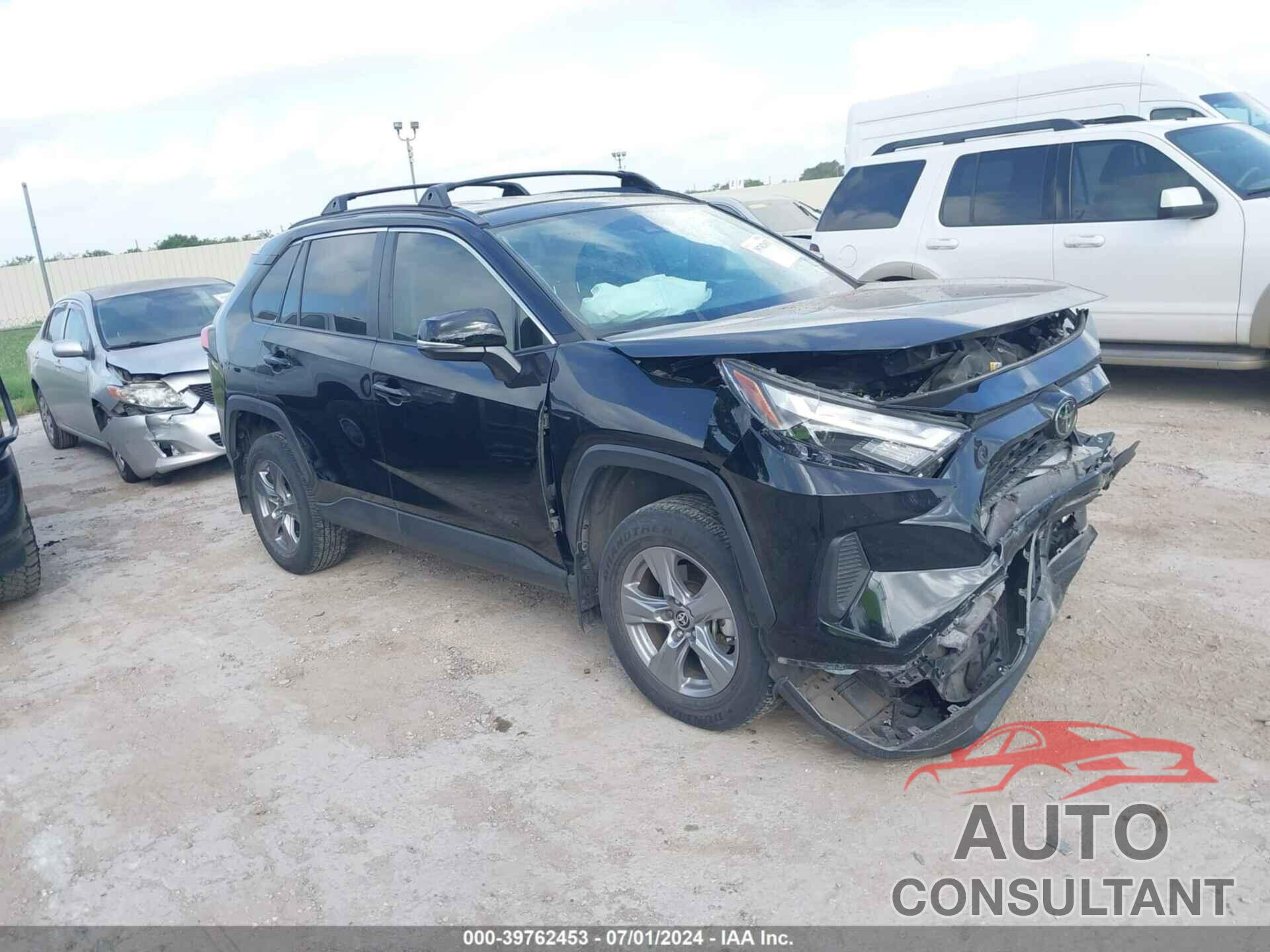 TOYOTA RAV4 2022 - 2T3P1RFV8NC256667