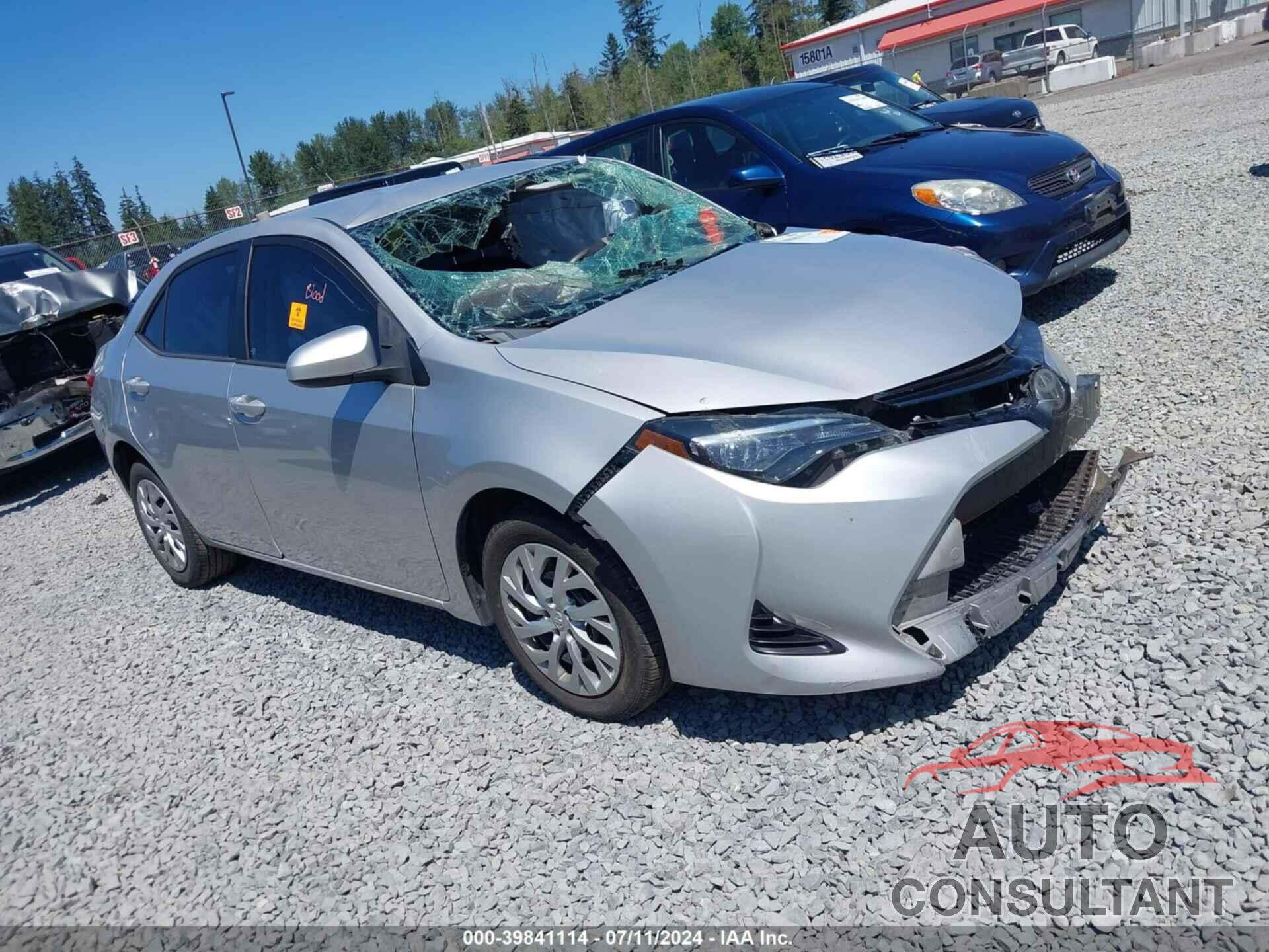 TOYOTA COROLLA 2017 - 5YFBURHEXHP713359