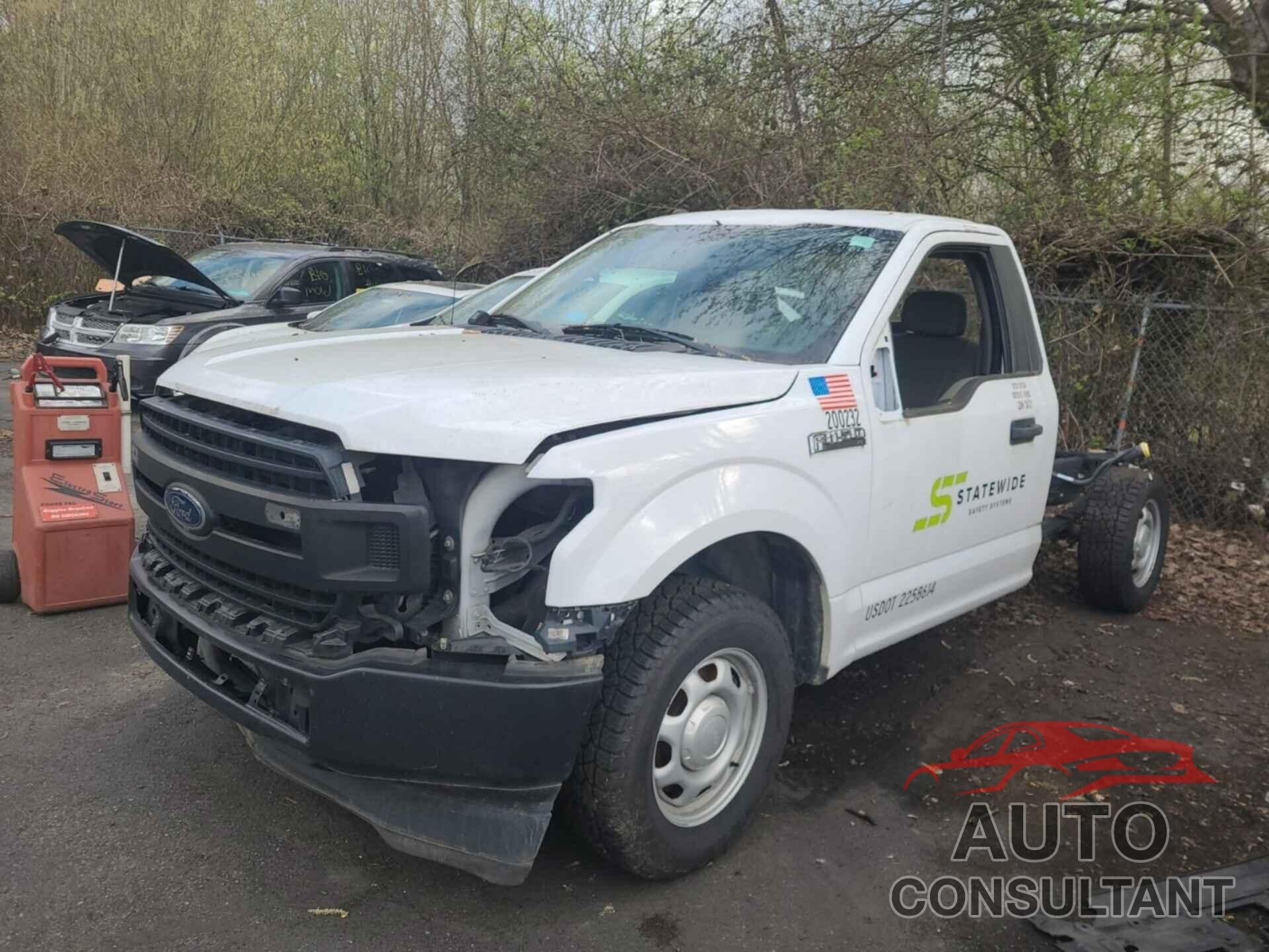 FORD F-150 2018 - 1FTMF1CB1JKD25765