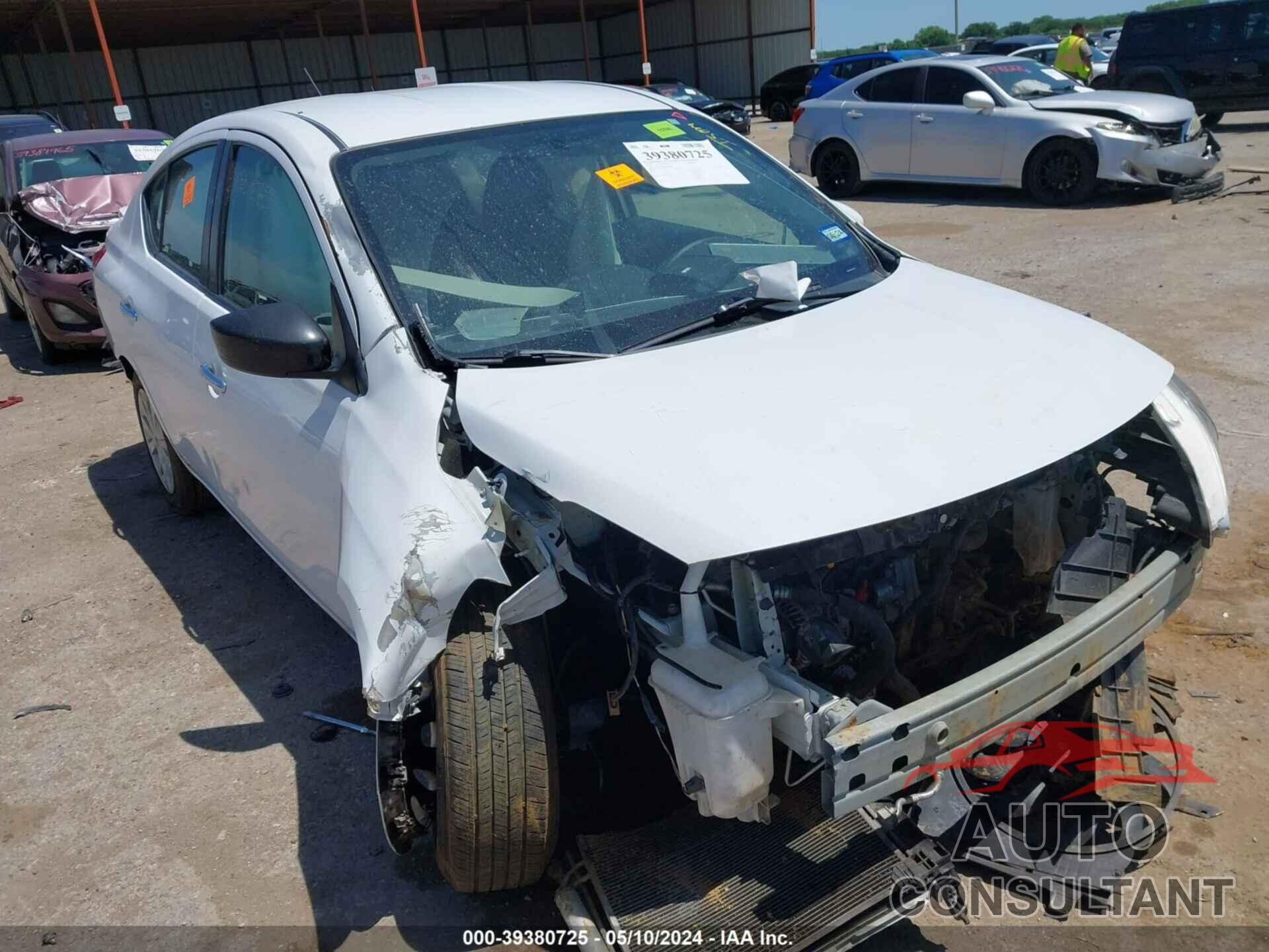 NISSAN VERSA 2019 - 3N1CN7AP5KL843624