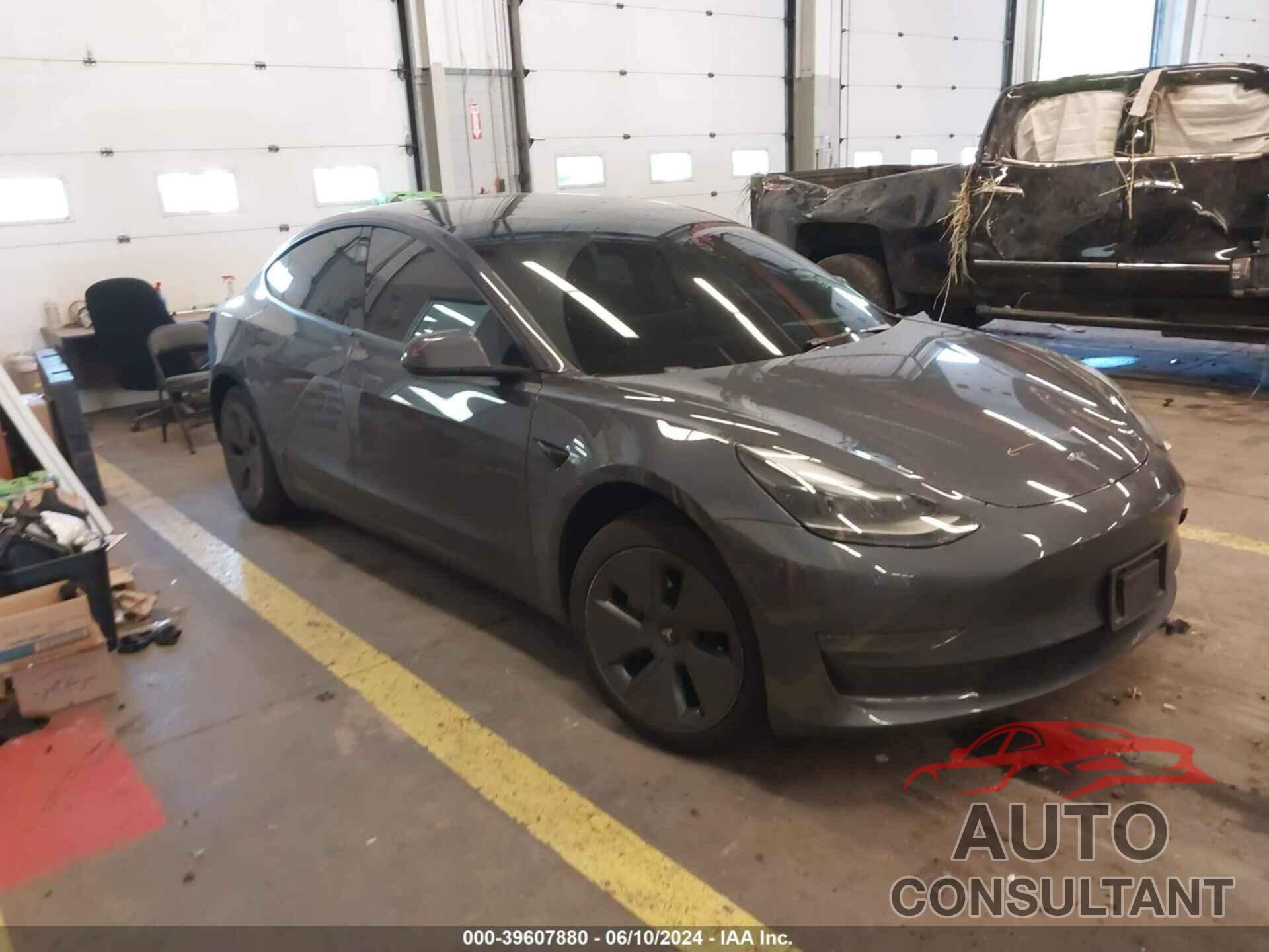 TESLA MODEL 3 2023 - 5YJ3E1EA3PF398080