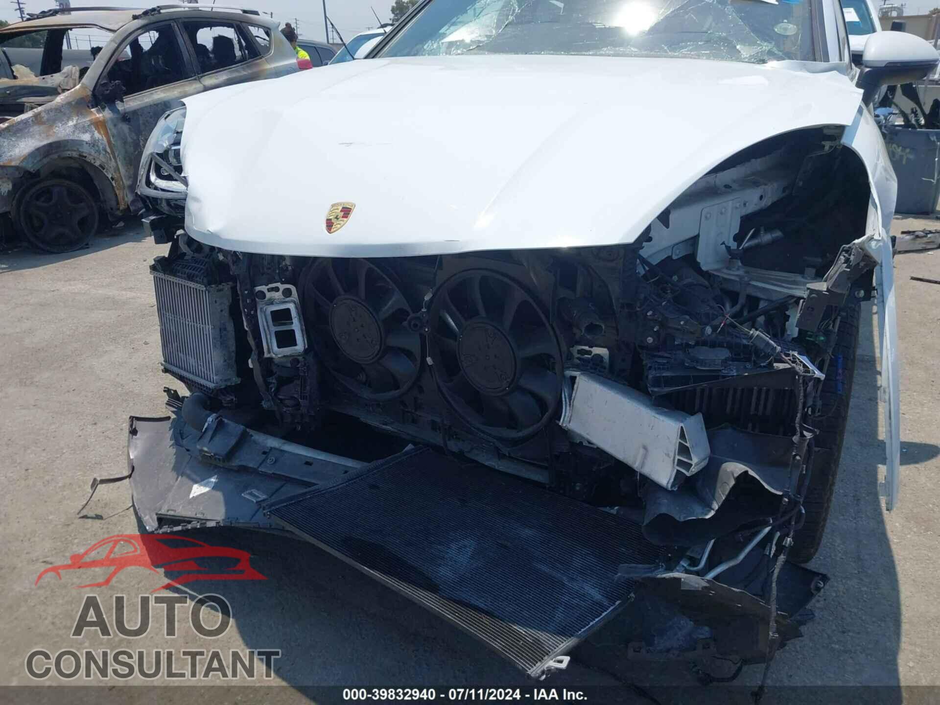 PORSCHE CAYENNE 2019 - WP1AA2AY8KDA10271