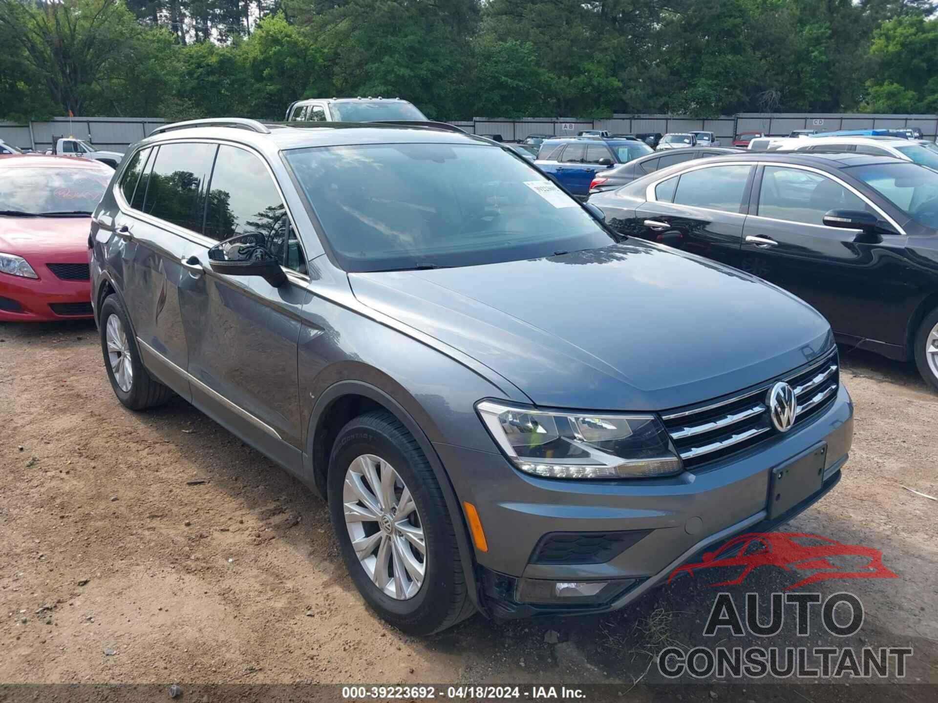 VOLKSWAGEN TIGUAN 2018 - 3VV3B7AX5JM005240