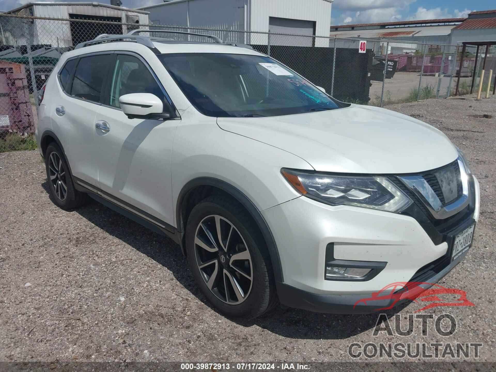 NISSAN ROGUE 2017 - 5N1AT2MT8HC864716