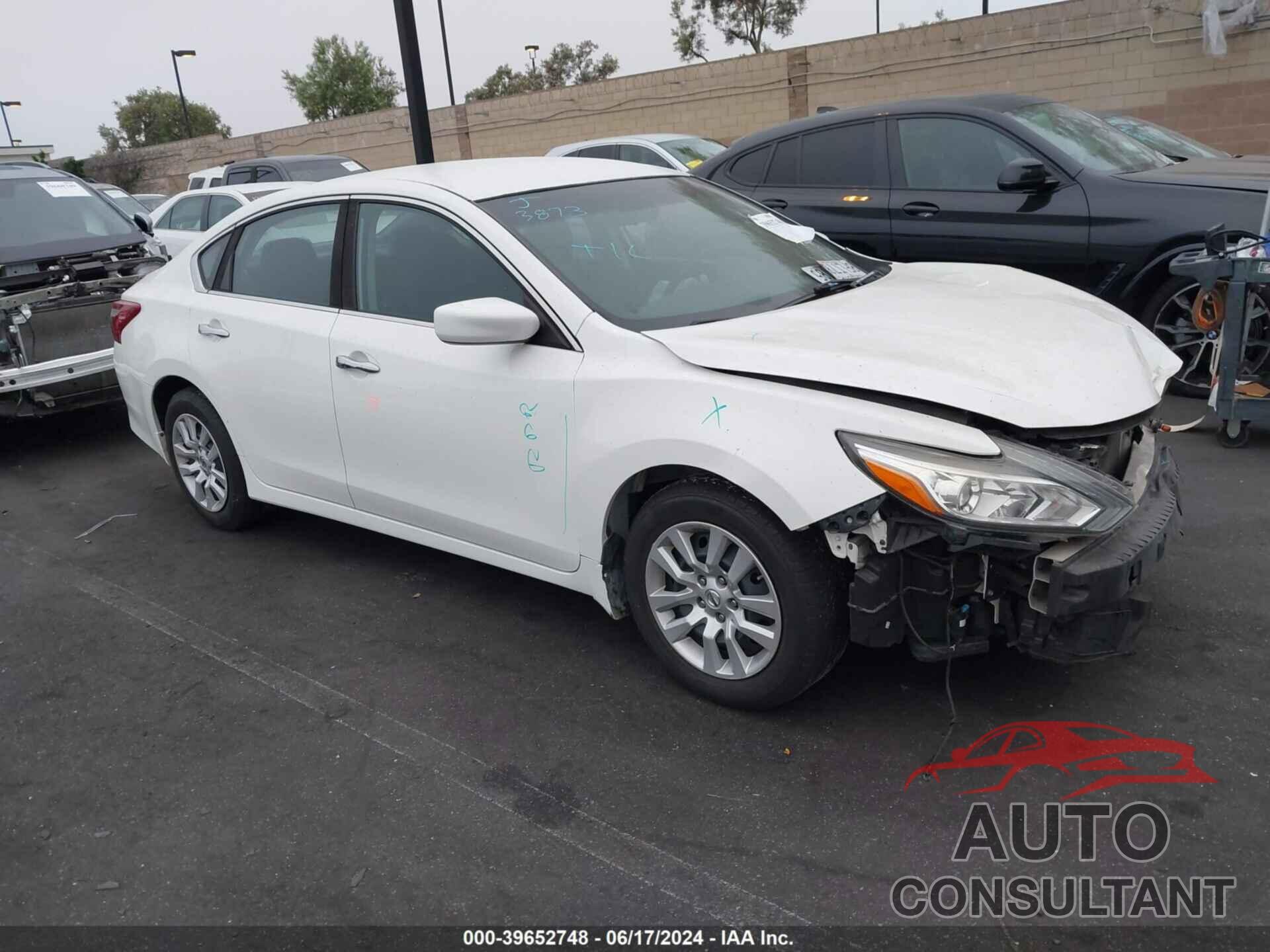 NISSAN ALTIMA 2018 - 1N4AL3AP1JC184959