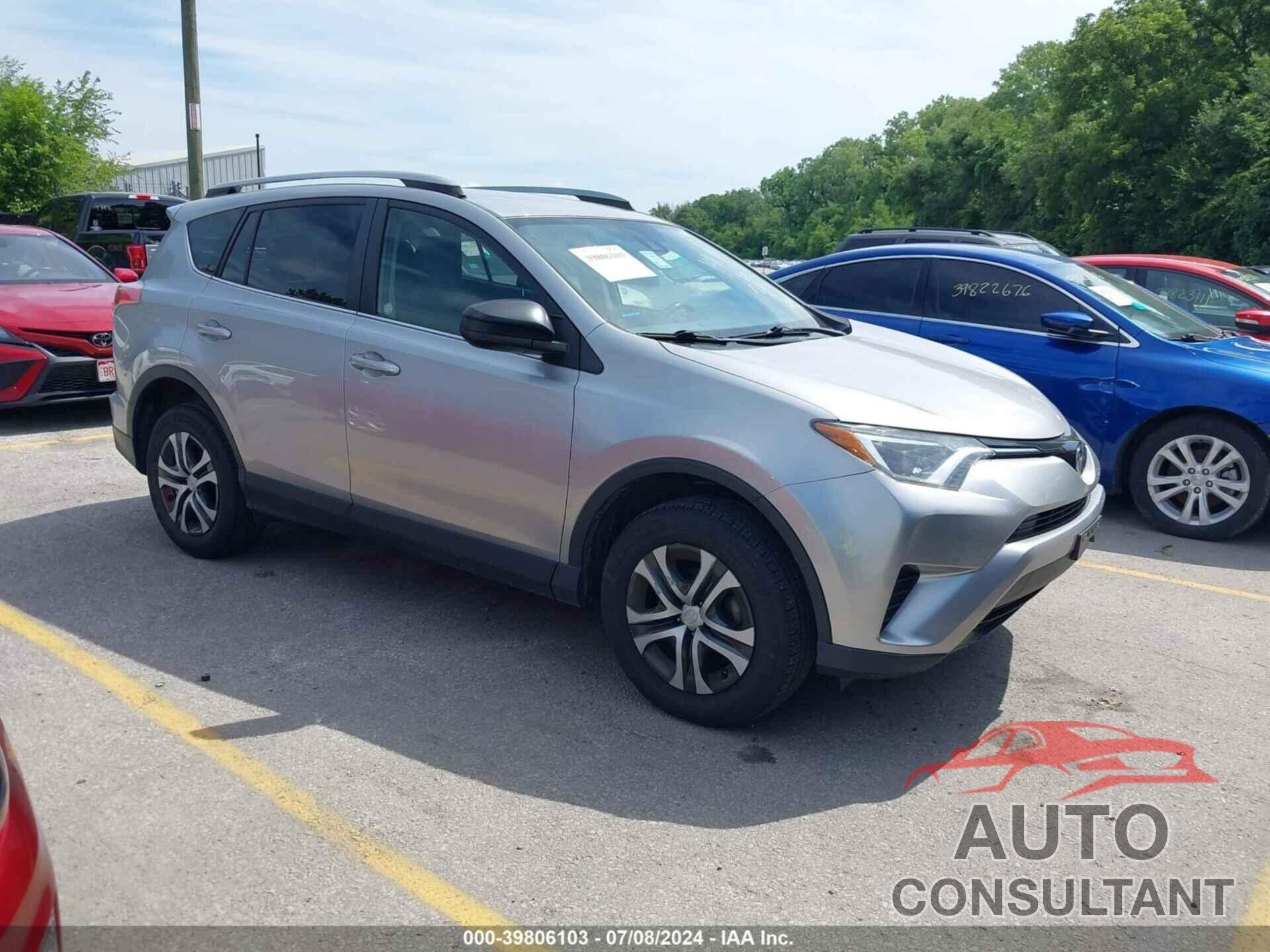 TOYOTA RAV4 2018 - JTMBFREV2JJ235107