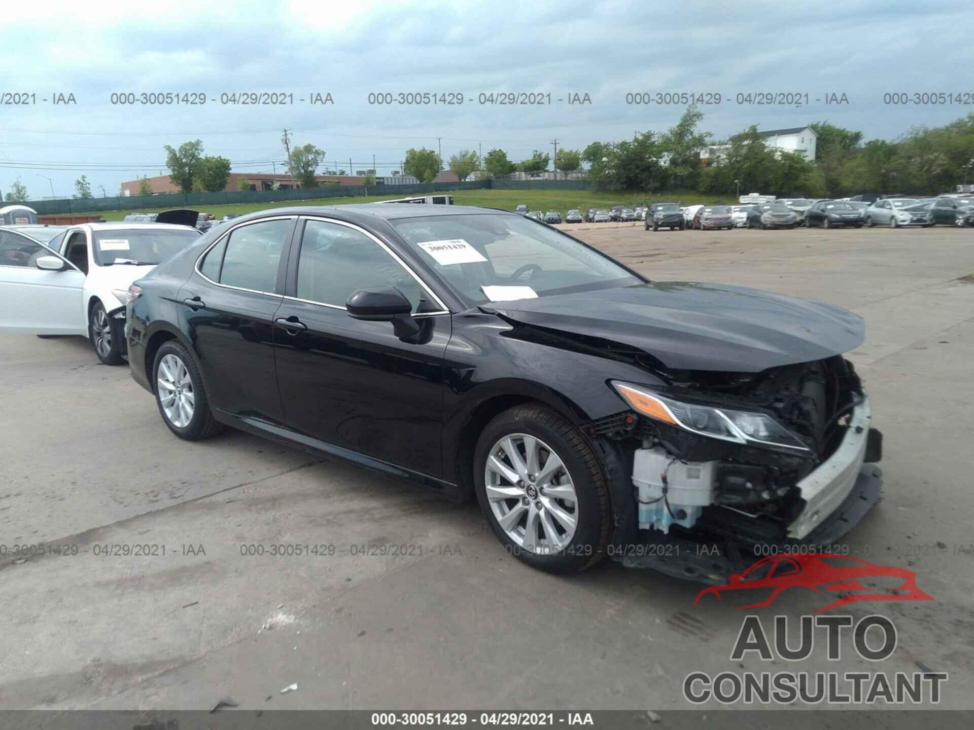 TOYOTA CAMRY 2019 - 4T1B11HK3KU739520