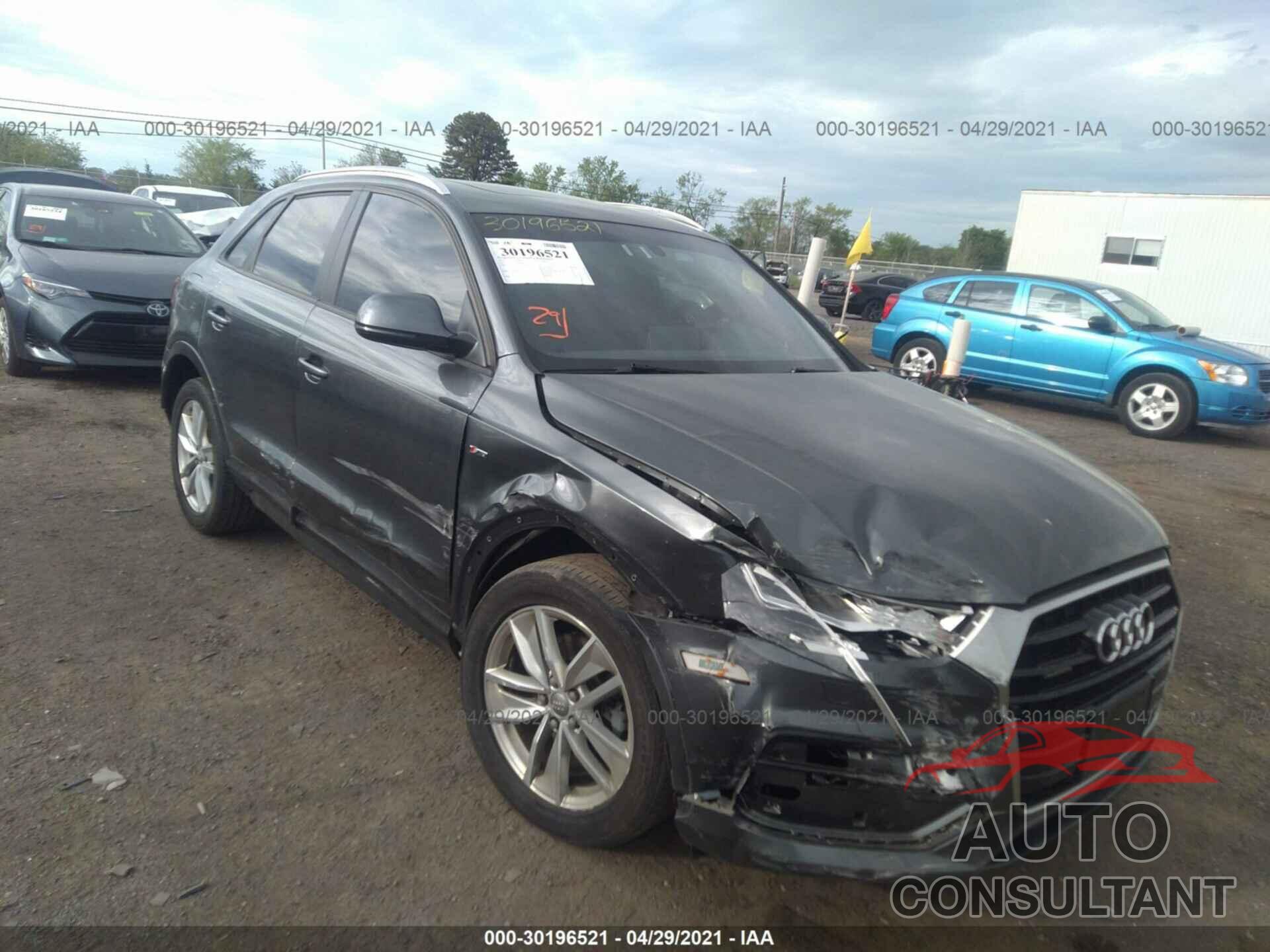 AUDI Q3 2018 - WA1ECCFS5JR020971