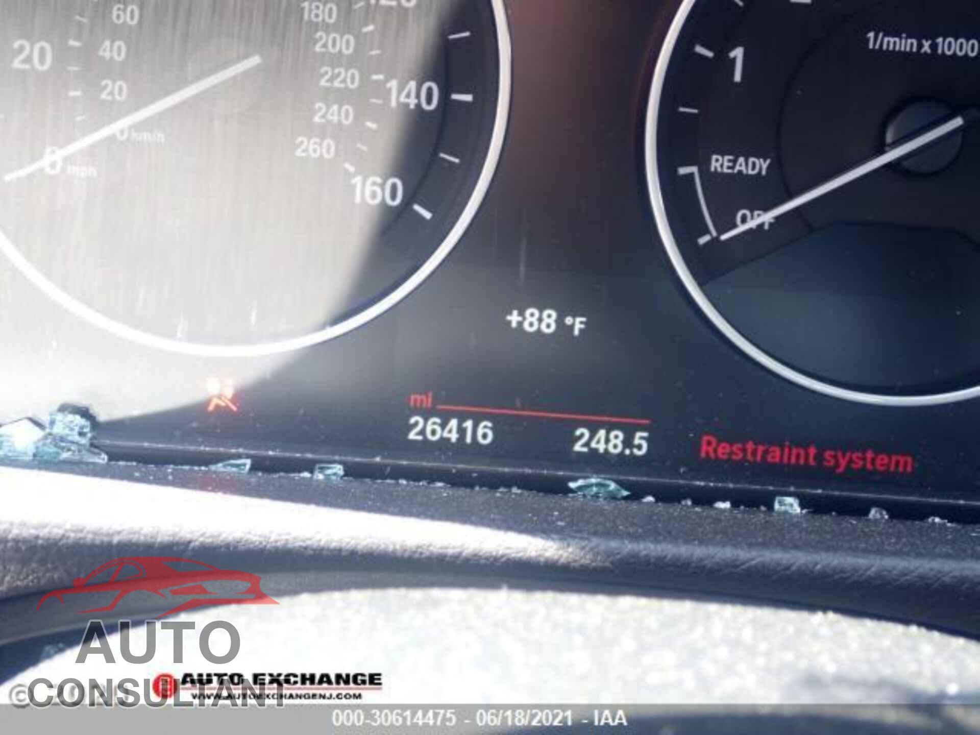 BMW 3 SERIES 2017 - WBA8E5G50HNU22252