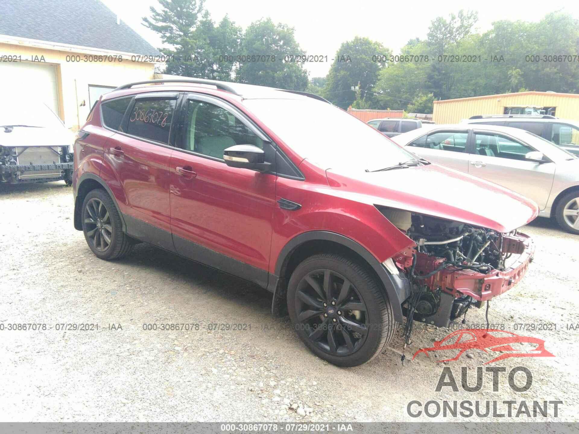 FORD ESCAPE 2017 - 1FMCU9J94HUE19701
