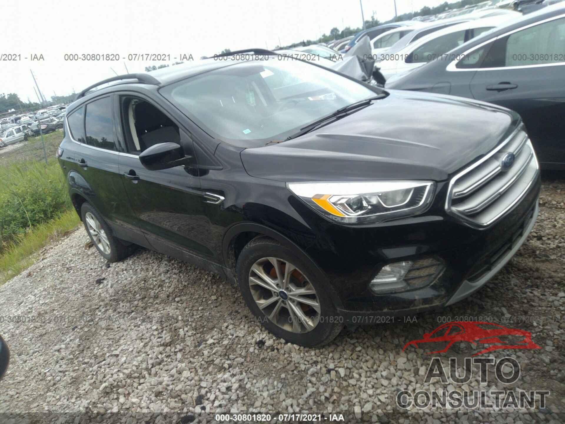 FORD ESCAPE 2017 - 1FMCU0GD4HUC33454