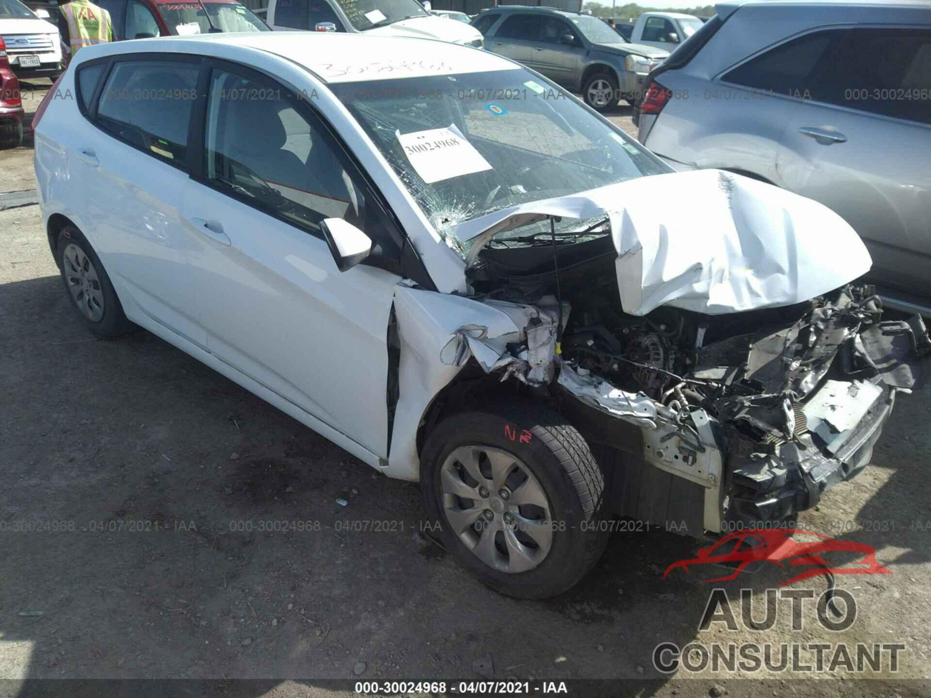 HYUNDAI ACCENT 2017 - KMHCT5AE8HU319125